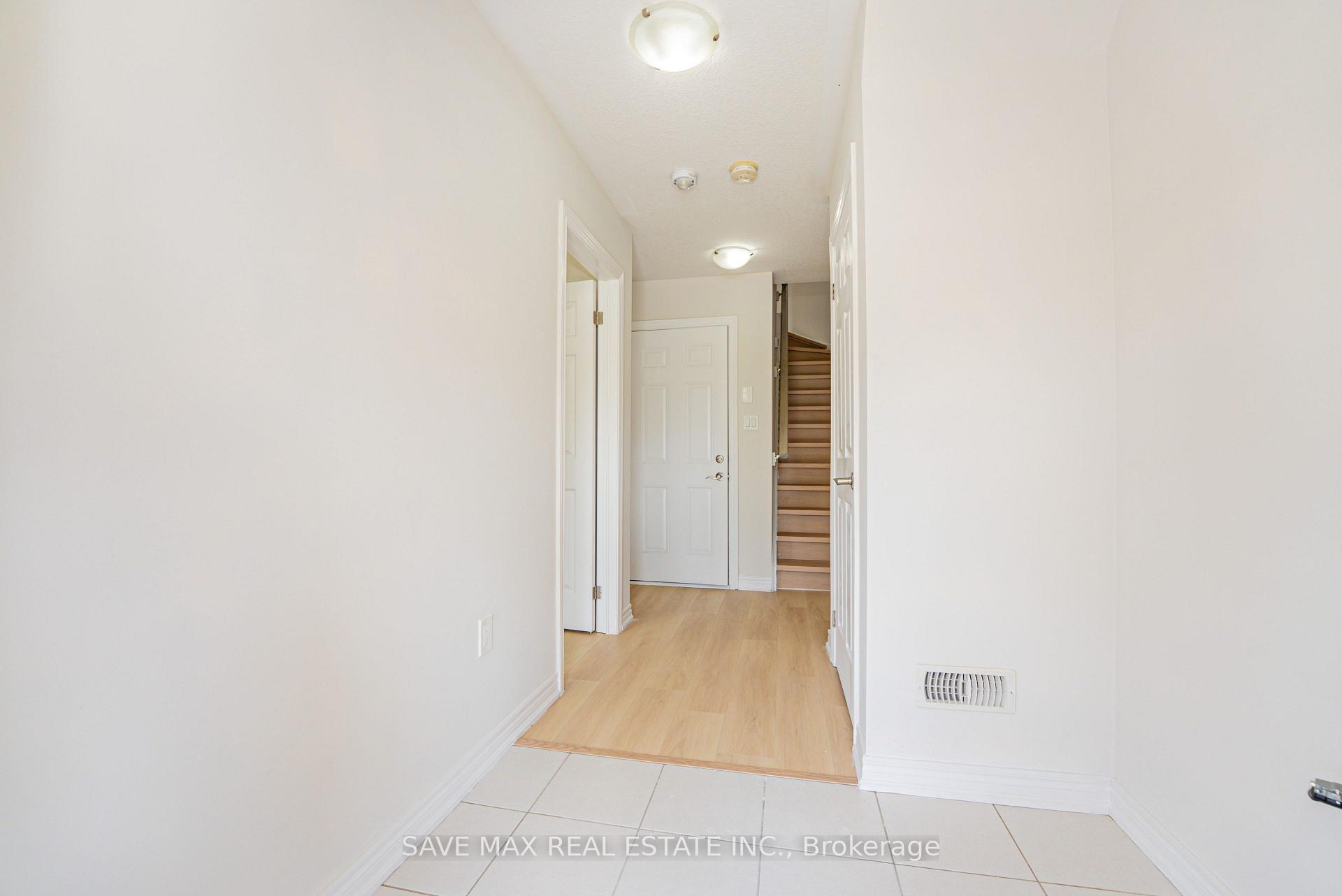 Photo 5 of 410 Linden Drive, Cambridge, Preston Heights — HOMEH