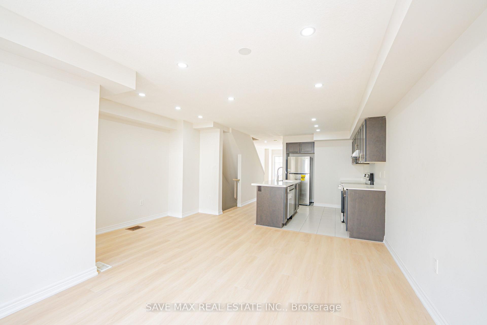 Photo 12 of 410 Linden Drive, Cambridge, Preston Heights — HOMEH
