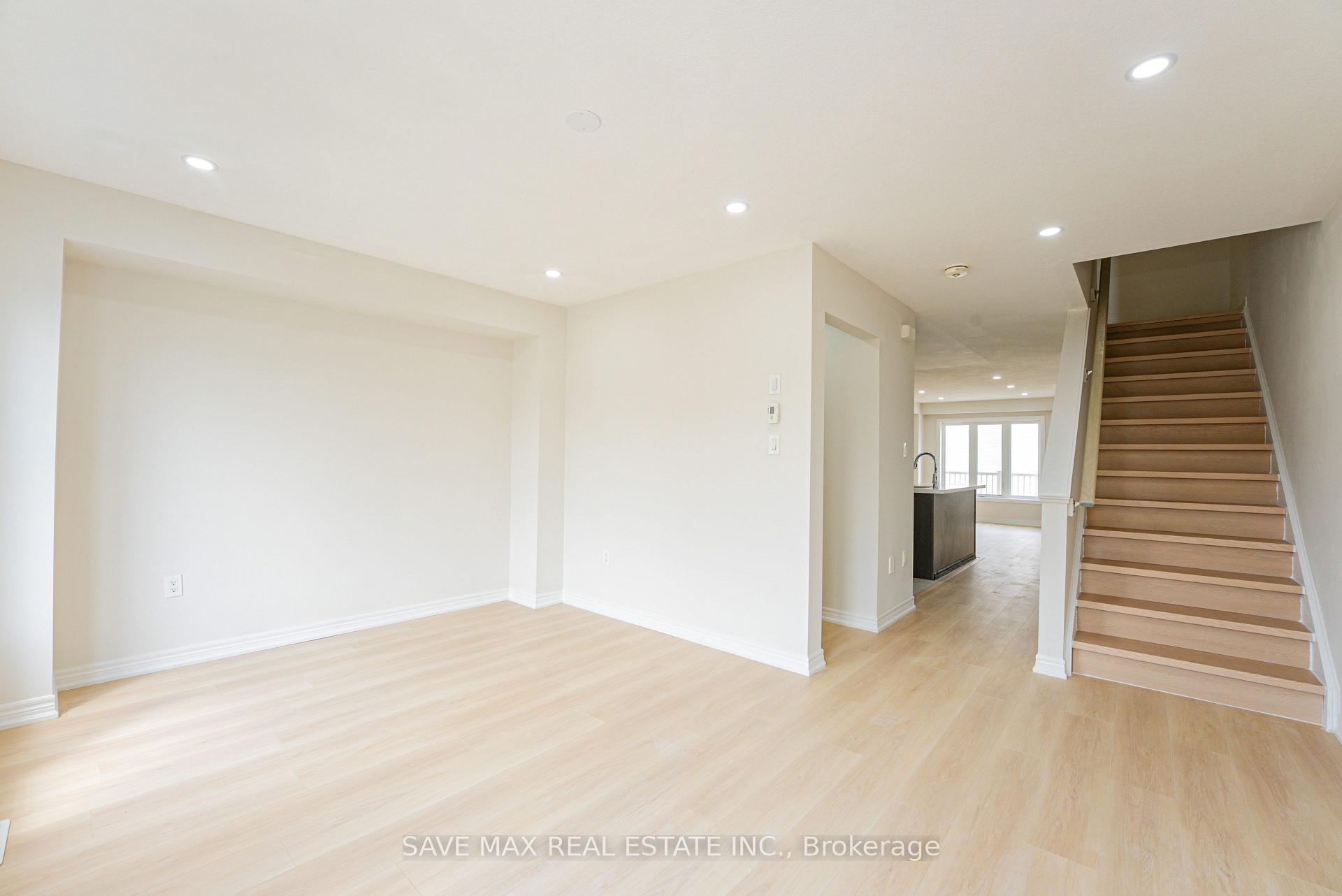 Photo 20 of 410 Linden Drive, Cambridge, Preston Heights — HOMEH