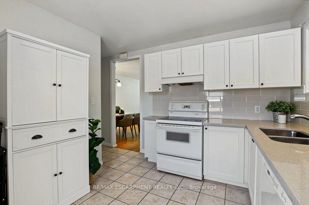 Photo 13 of 15 Carwyn Crescent, Hamilton, Ainslie Wood — HOMEH