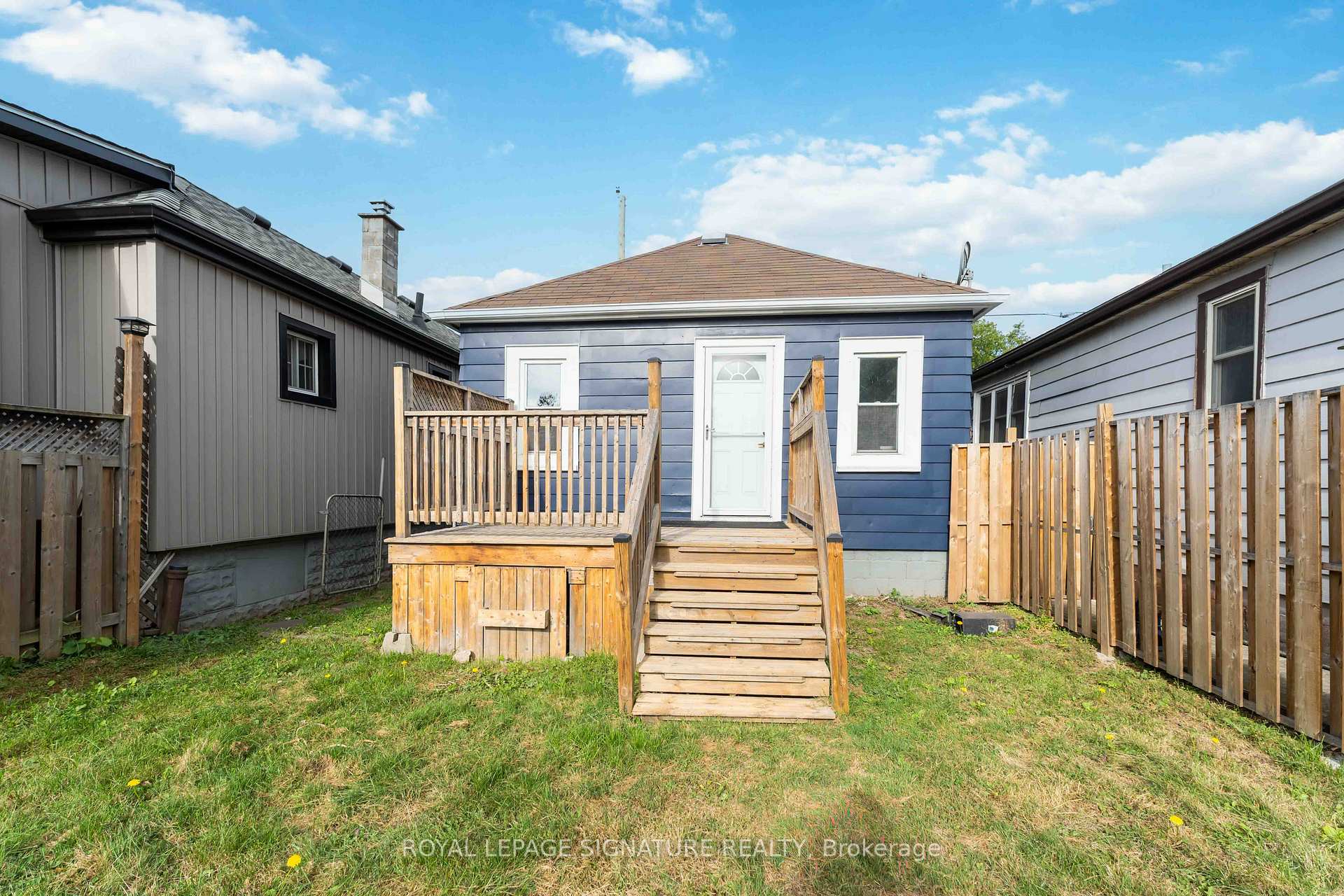 Photo 23 of 84 Frederick Avenue, Hamilton, Crown Point — HOMEH