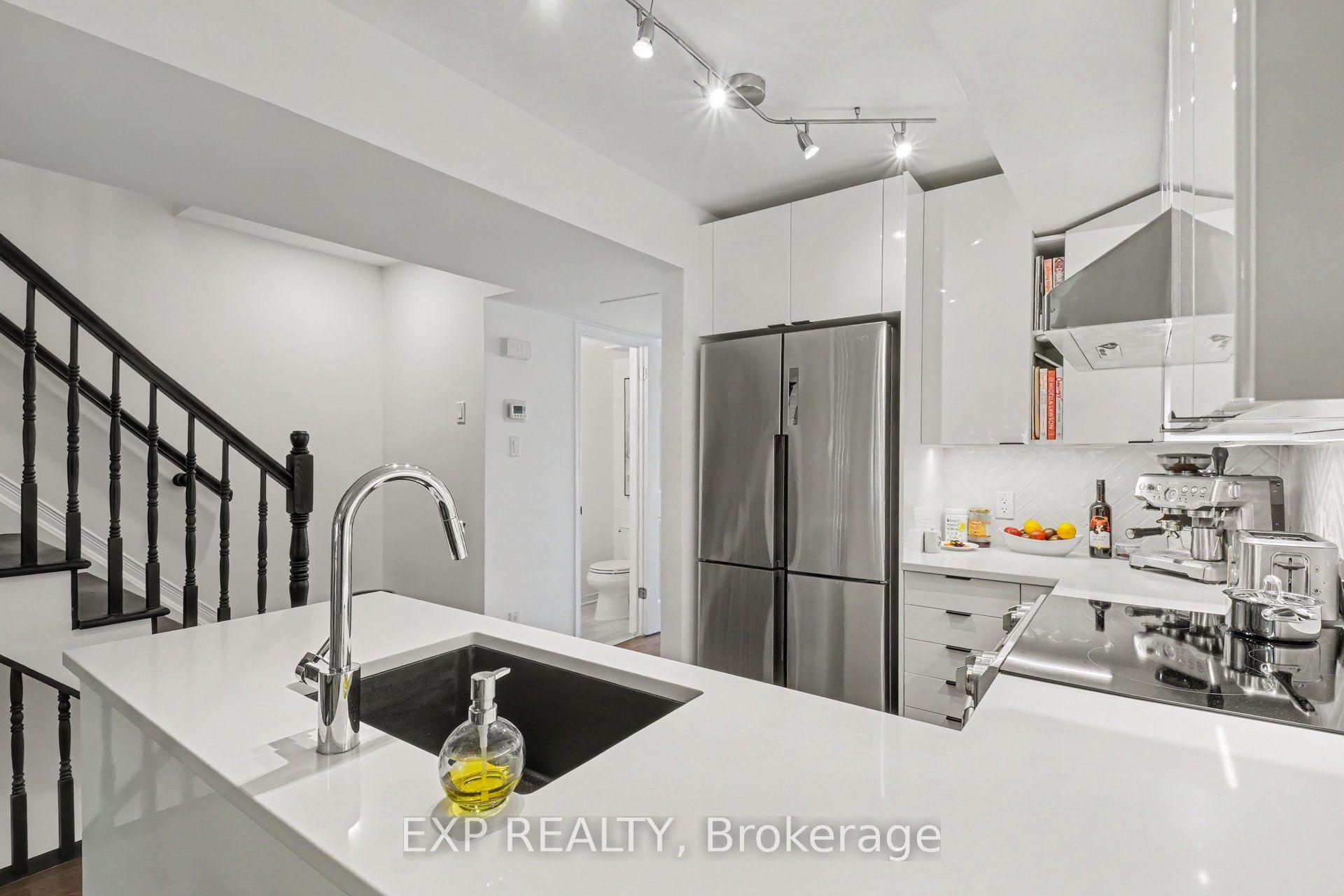 Photo 4 of Unit 35, 93 Strathaven Private, Ottawa, Cyrville — HOMEH