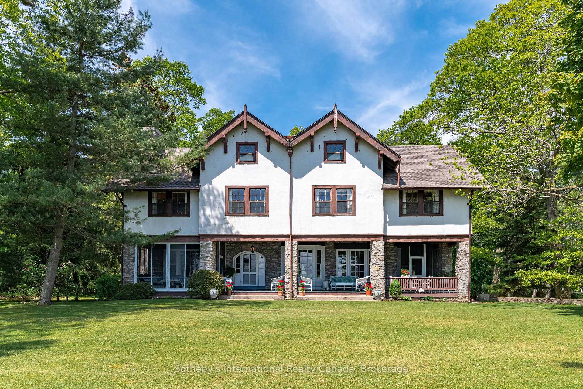 Photo of 683 Point Abino Road S