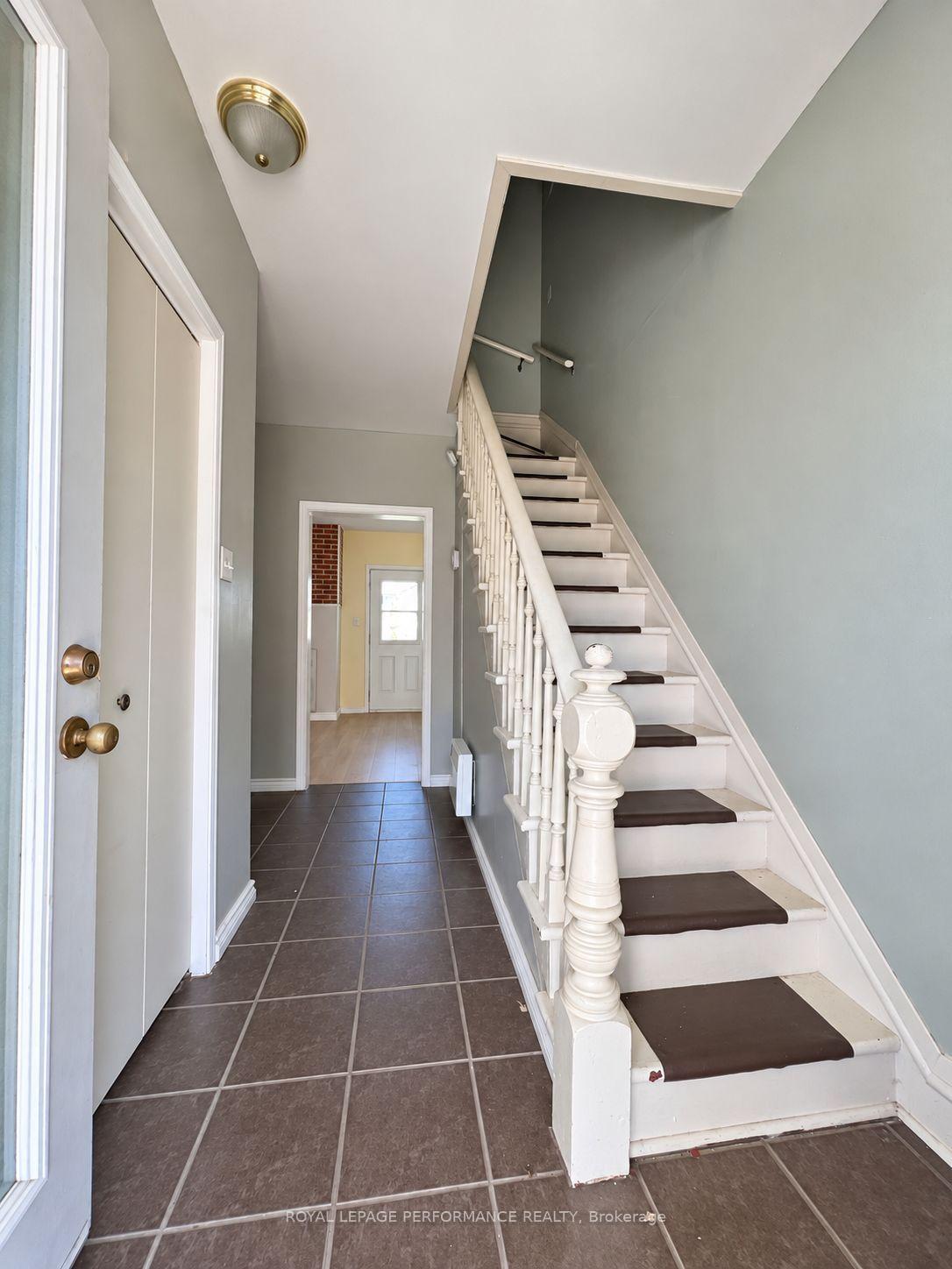 Photo 2 of 51 Hamil Street, Champlain, Vankleek Hill — HOMEH