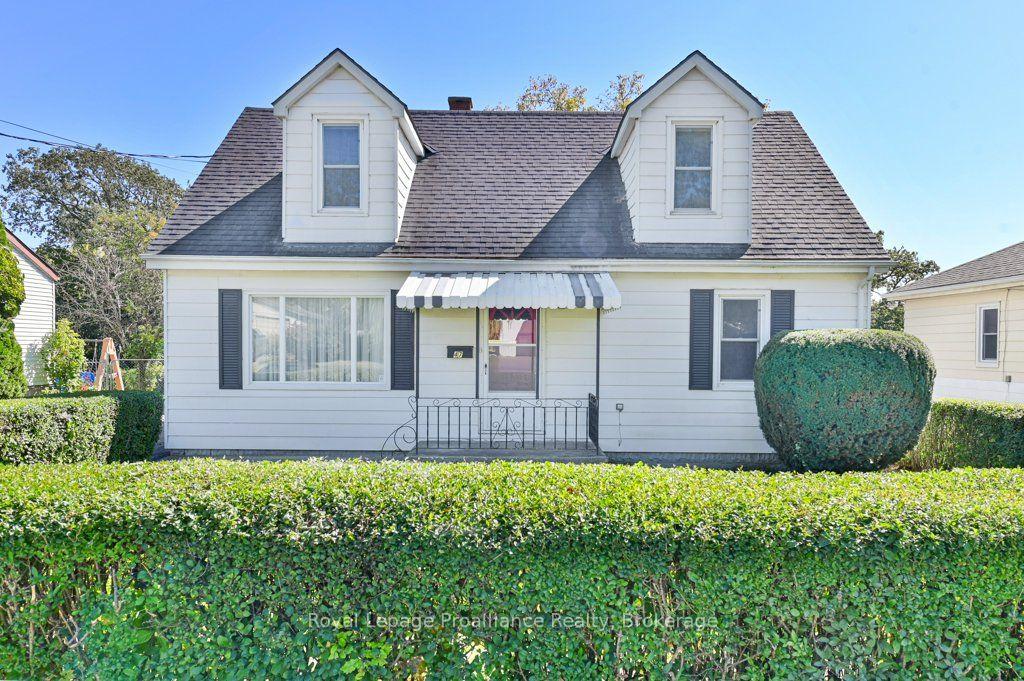 Photo 3 of 47 Bay Drive, Belleville, Belleville Ward — HOMEH