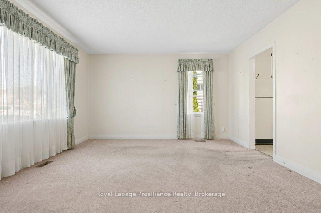 Photo 8 of 47 Bay Drive, Belleville, Belleville Ward — HOMEH