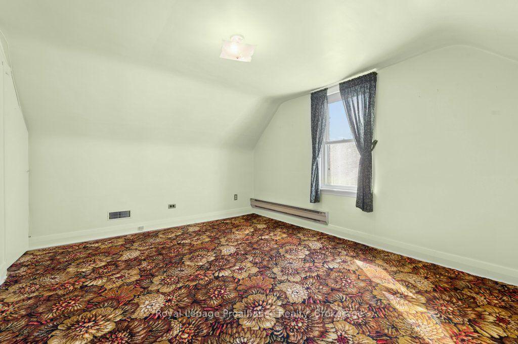 Photo 21 of 47 Bay Drive, Belleville, Belleville Ward — HOMEH