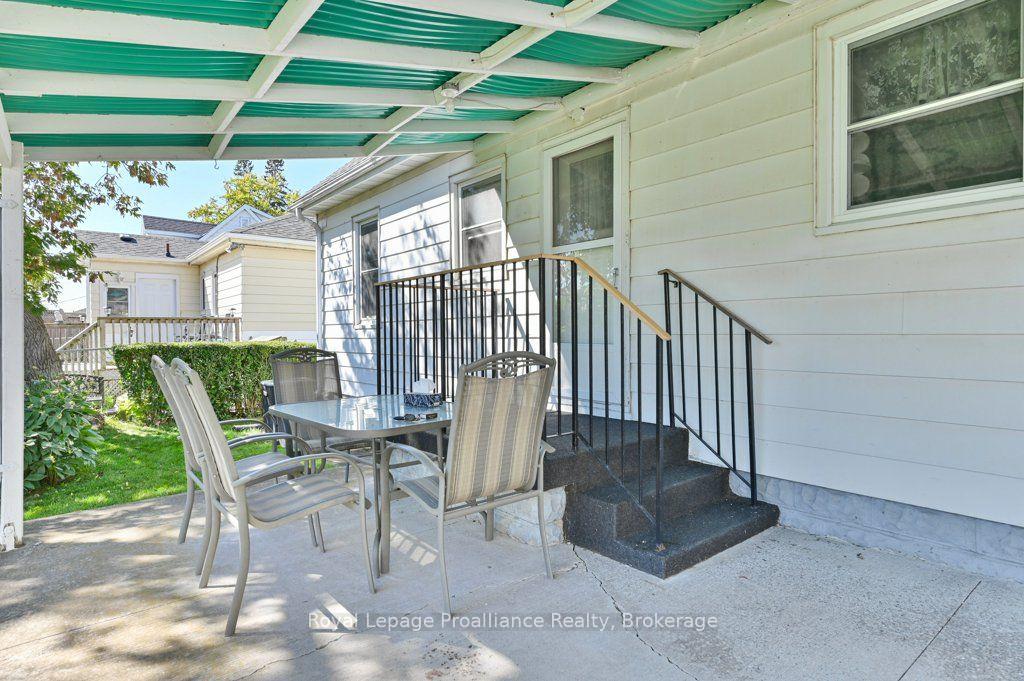 Photo 25 of 47 Bay Drive, Belleville, Belleville Ward — HOMEH