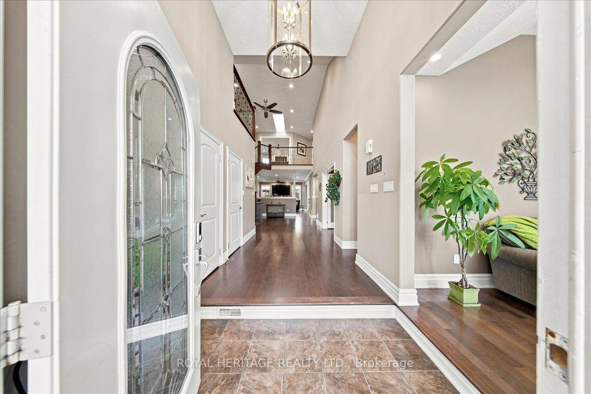 Photo 5 of 840 Stevenson Road, Oshawa, Northglen — HOMEH