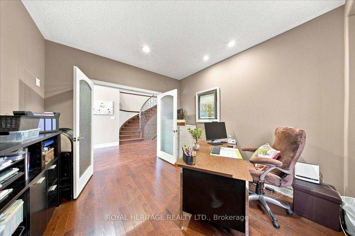 Photo 11 of 840 Stevenson Road, Oshawa, Northglen — HOMEH
