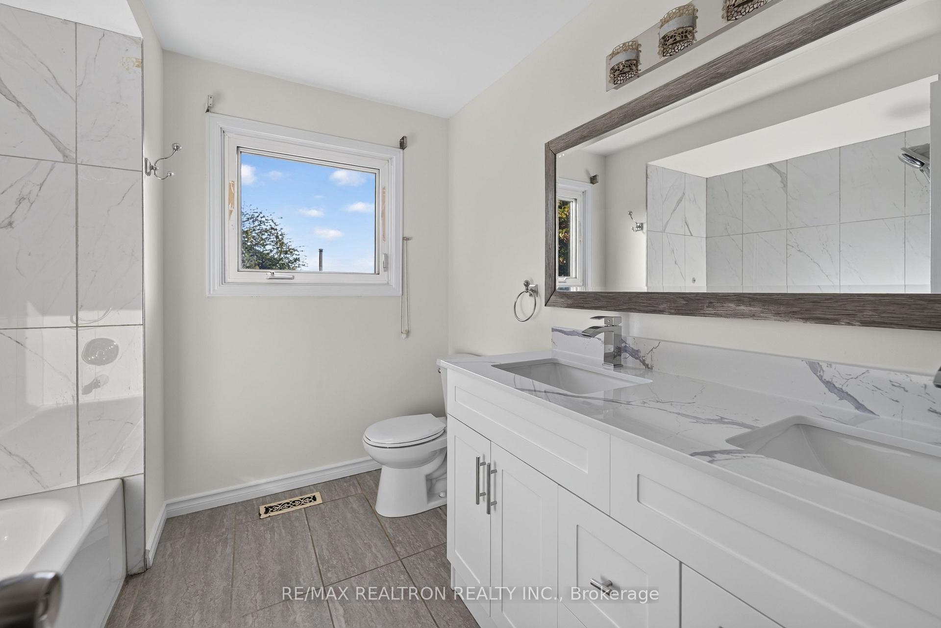 Photo 27 of 765 Stonepath Circle, Pickering, Amberlea — HOMEH