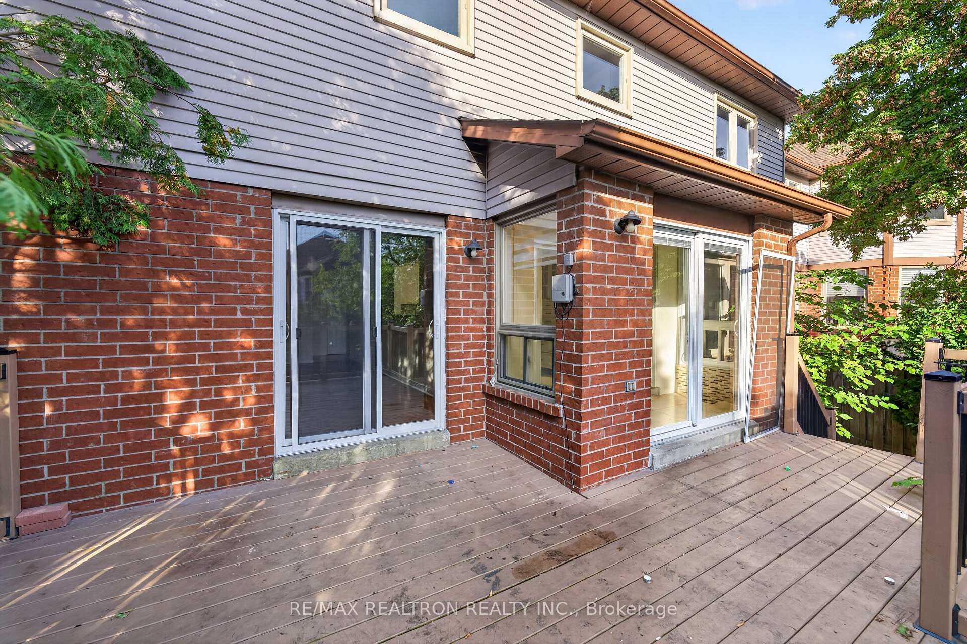Photo 43 of 765 Stonepath Circle, Pickering, Amberlea — HOMEH