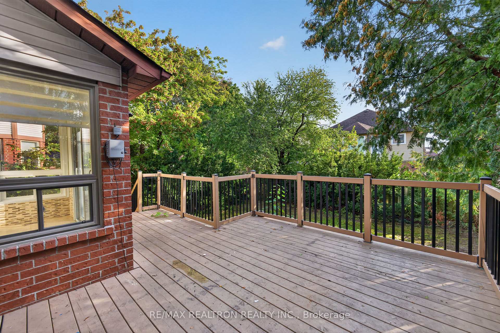 Photo 45 of 765 Stonepath Circle, Pickering, Amberlea — HOMEH