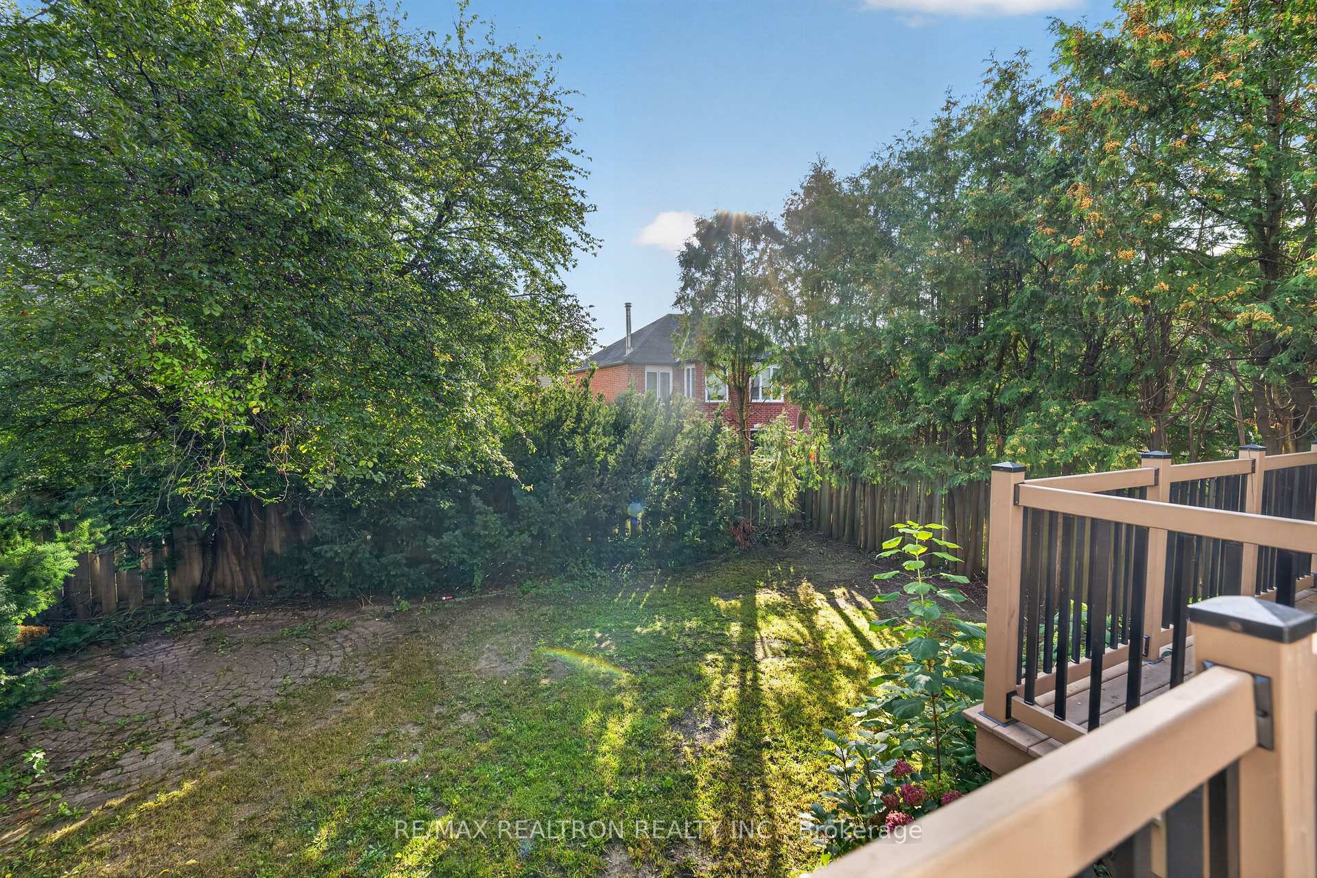 Photo 46 of 765 Stonepath Circle, Pickering, Amberlea — HOMEH