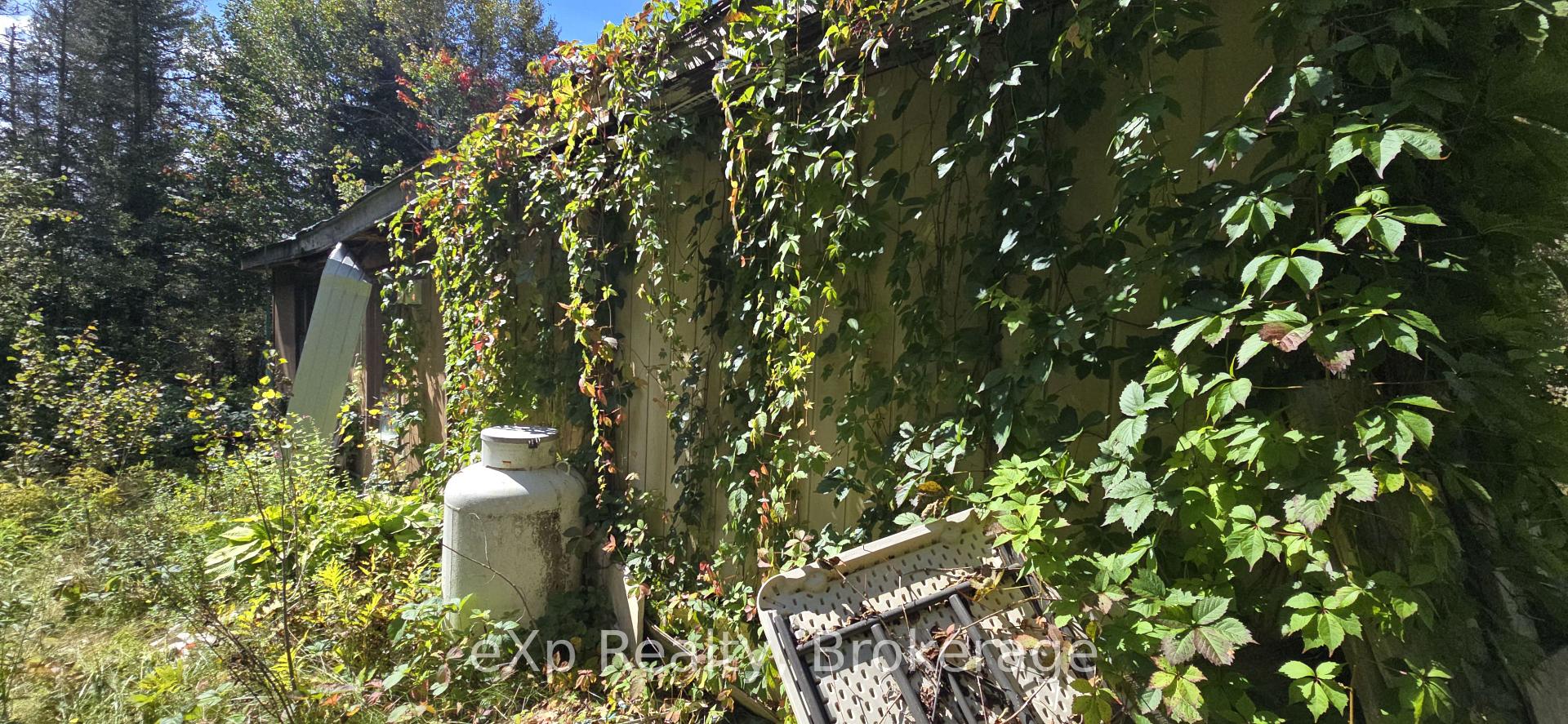 Photo 7 of 1331 Miller Road, Magnetawan — HOMEH