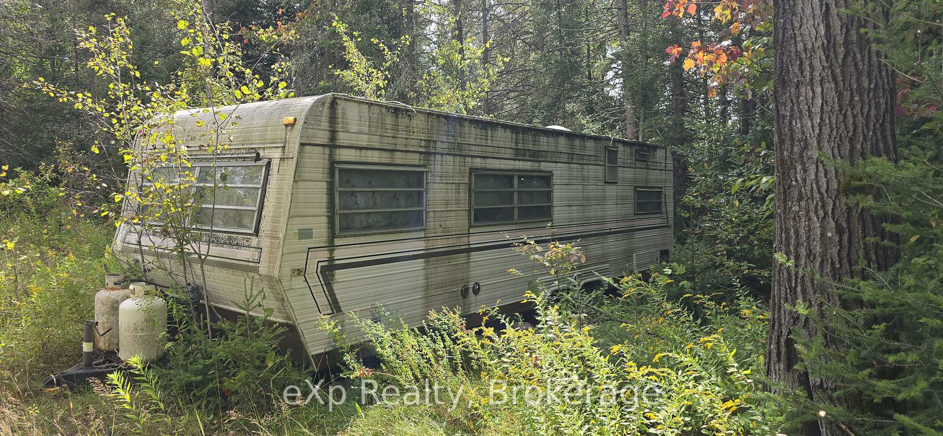 Photo 10 of 1331 Miller Road, Magnetawan — HOMEH
