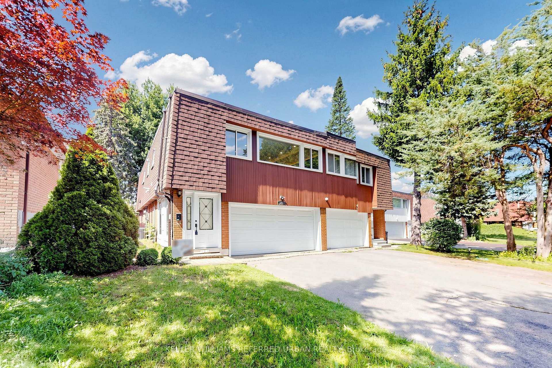 Photo 2 of 143 Silas Hill Drive, North York, Don Valley Village — HOMEH