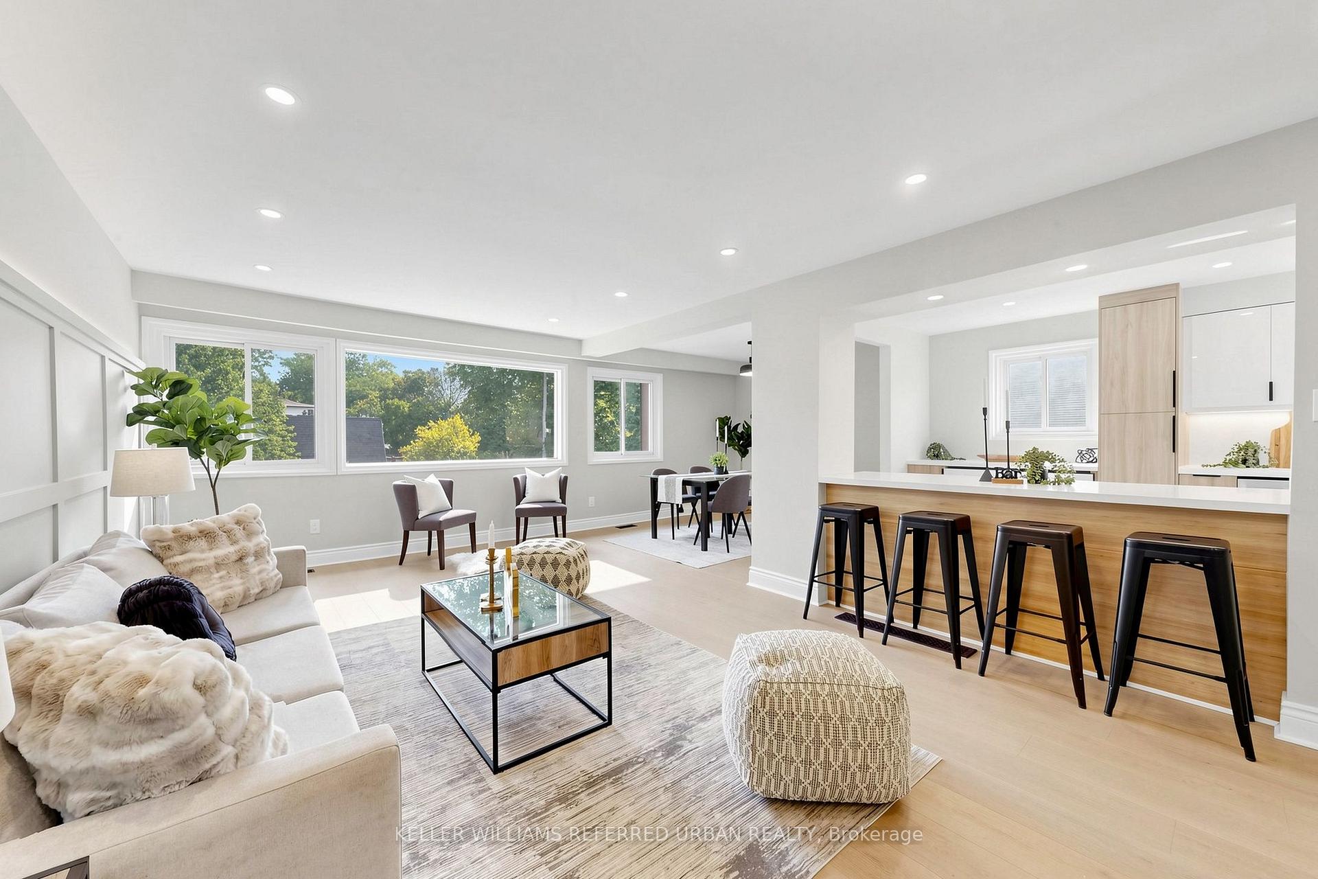 Photo 3 of 143 Silas Hill Drive, North York, Don Valley Village — HOMEH