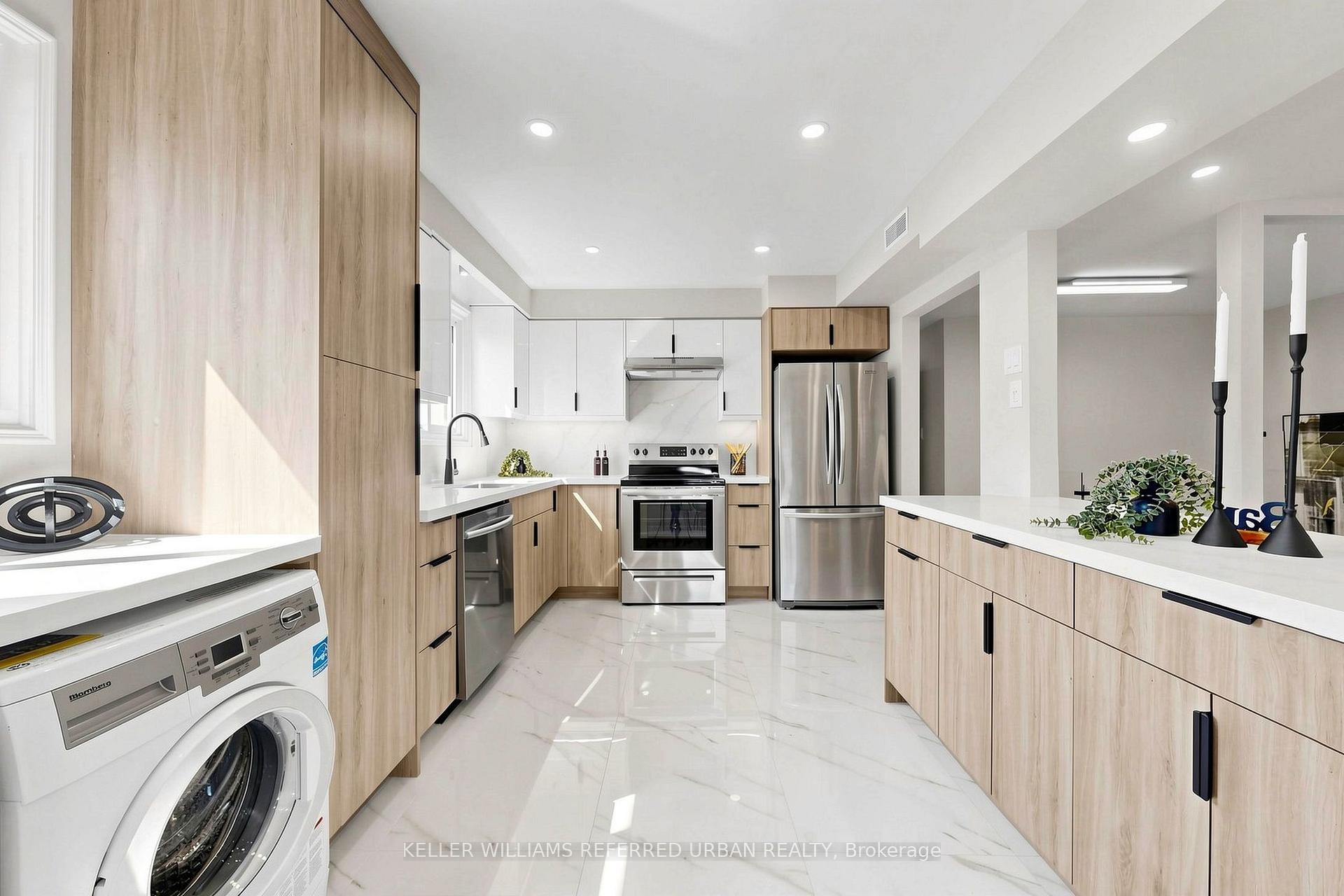 Photo 11 of 143 Silas Hill Drive, North York, Don Valley Village — HOMEH