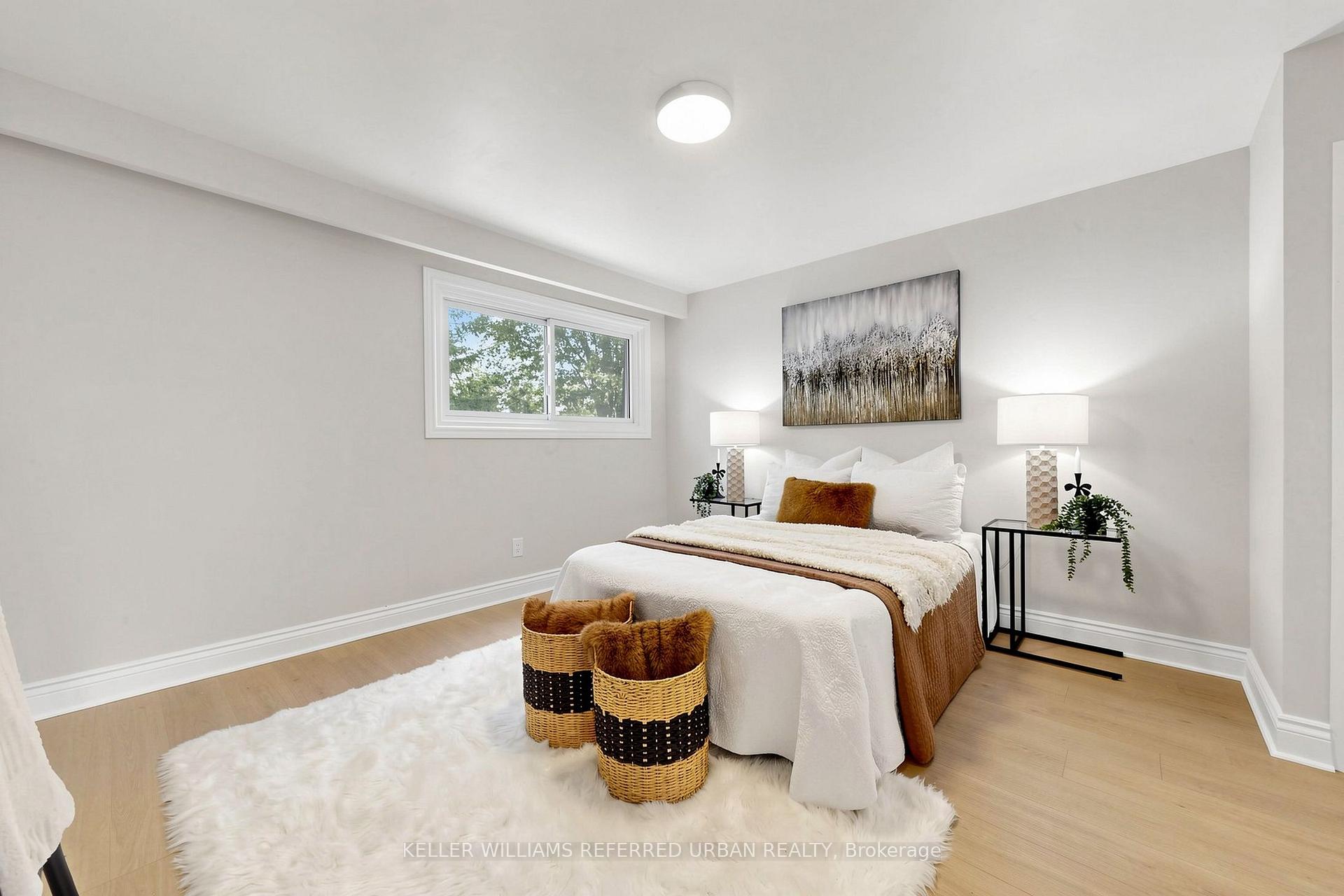 Photo 17 of 143 Silas Hill Drive, North York, Don Valley Village — HOMEH