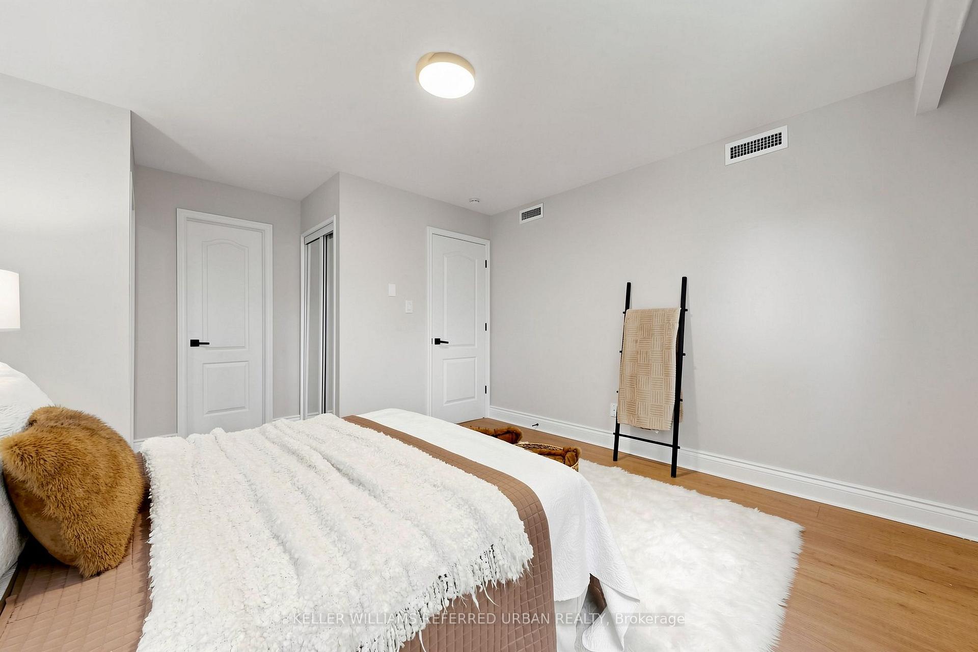 Photo 20 of 143 Silas Hill Drive, North York, Don Valley Village — HOMEH