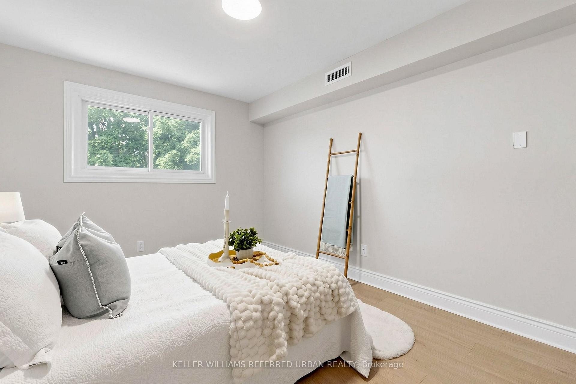 Photo 23 of 143 Silas Hill Drive, North York, Don Valley Village — HOMEH