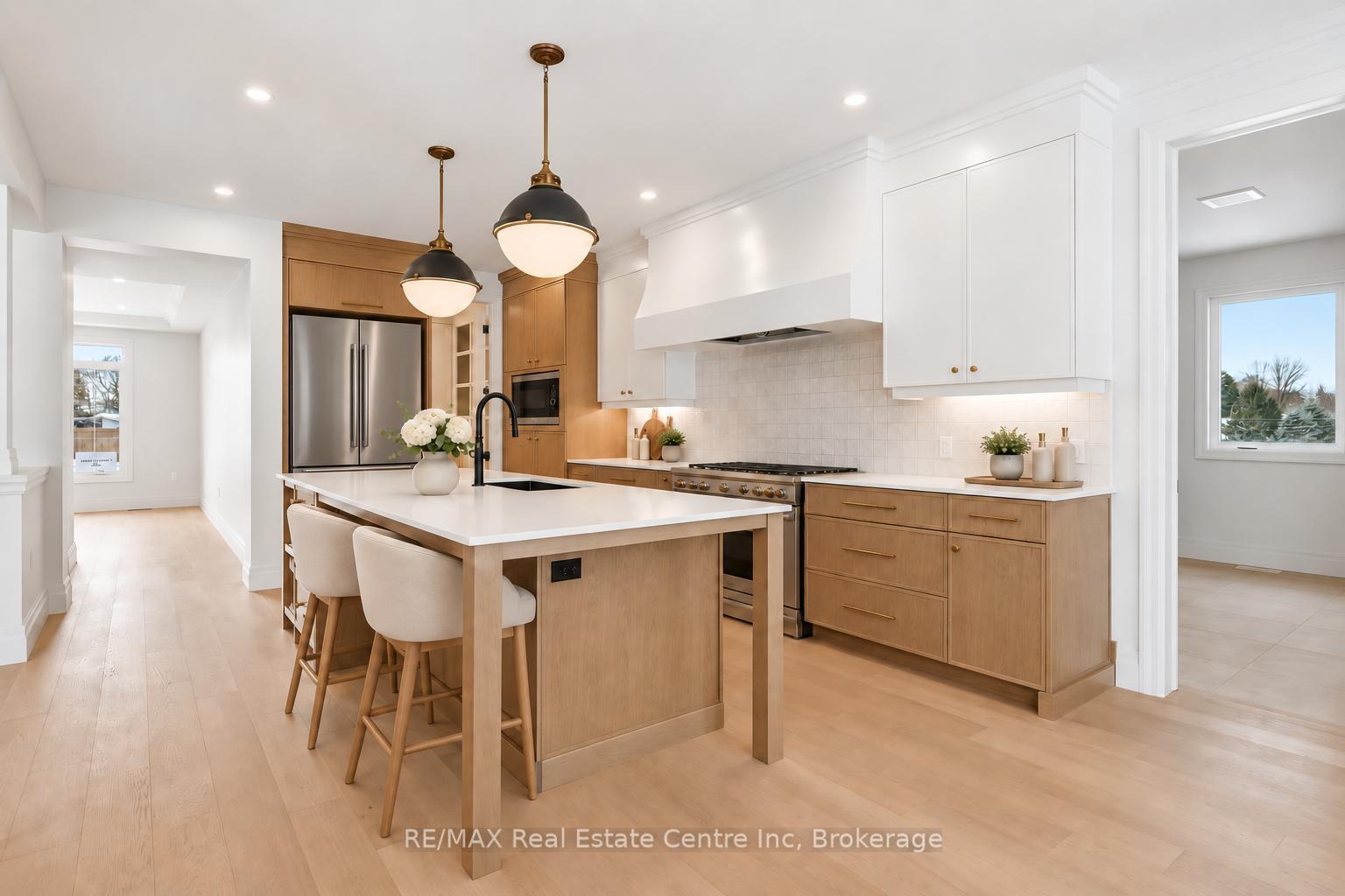 Photo 8 of 5 Prato Verde Lane, Hamilton, Rockton — HOMEH