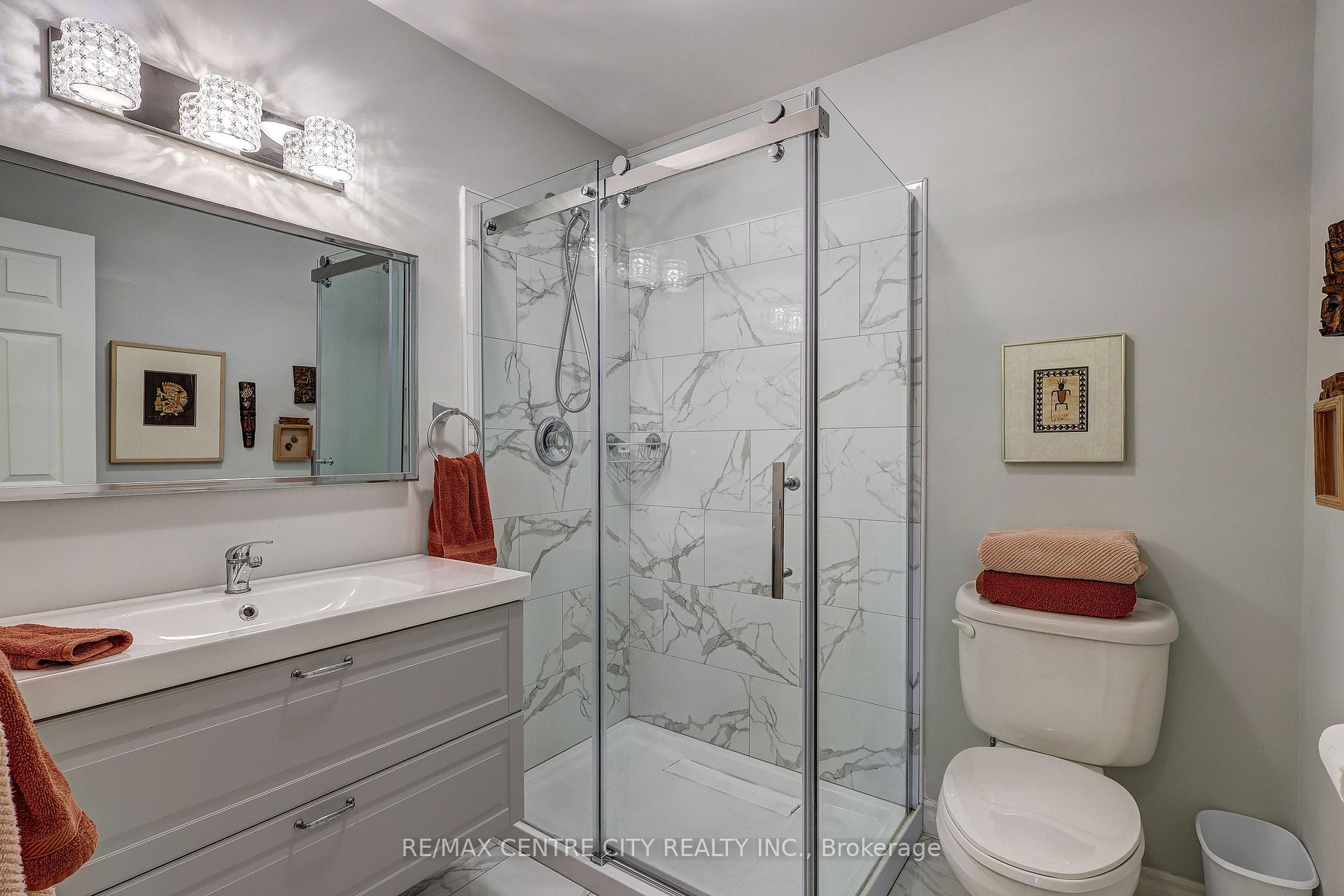 Photo 16 of Unit 8, 20 Windemere Place, St. Thomas — HOMEH