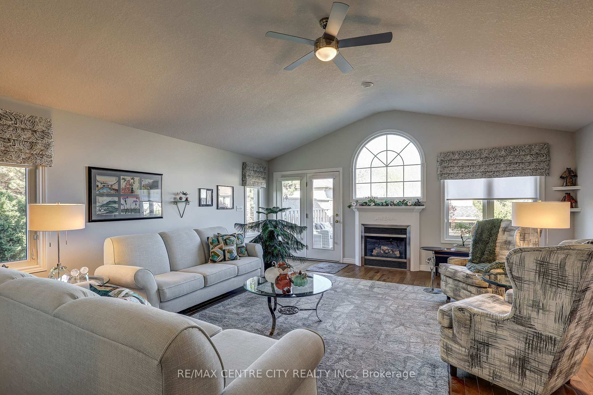 Photo 19 of Unit 8, 20 Windemere Place, St. Thomas — HOMEH
