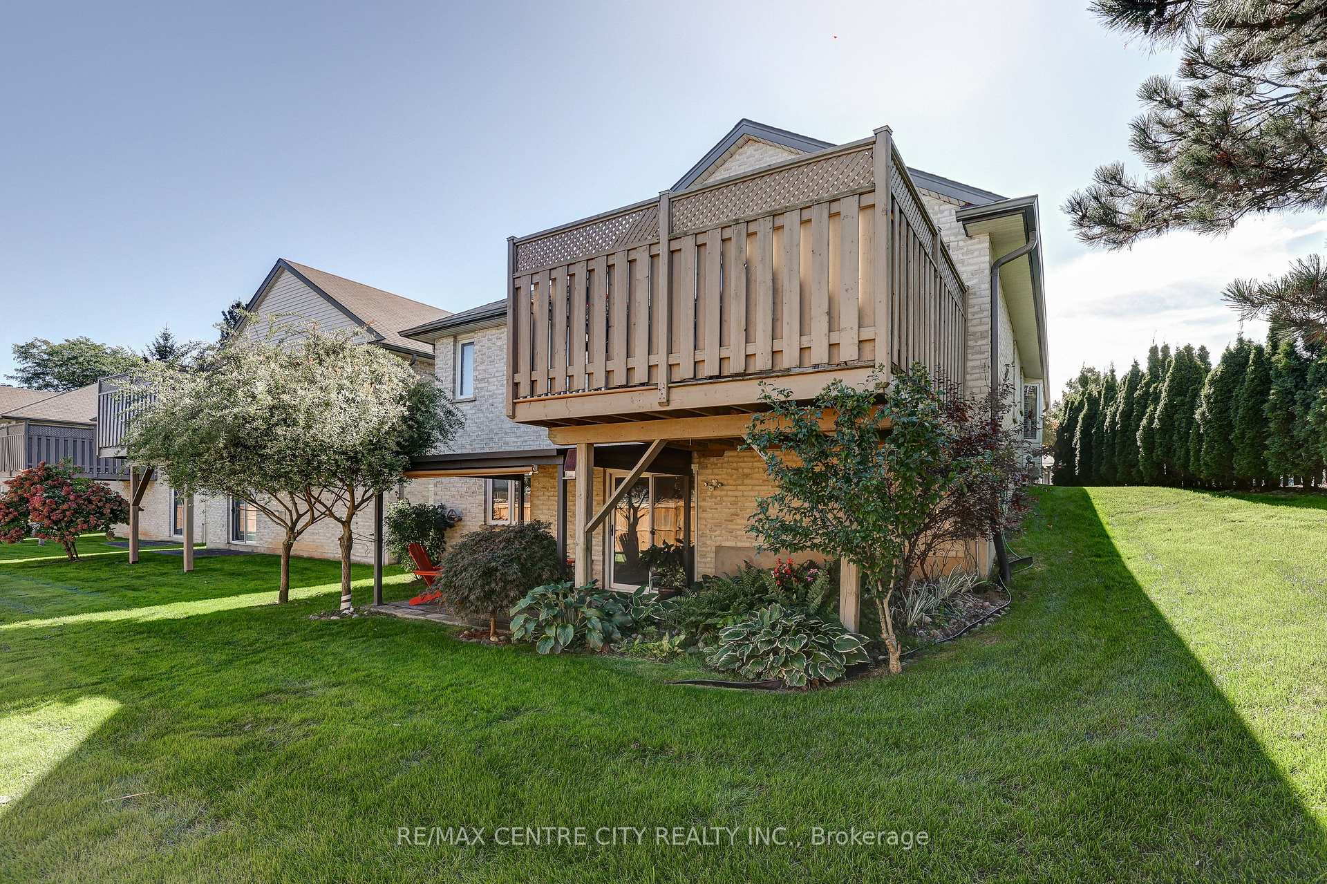 Photo 40 of Unit 8, 20 Windemere Place, St. Thomas — HOMEH