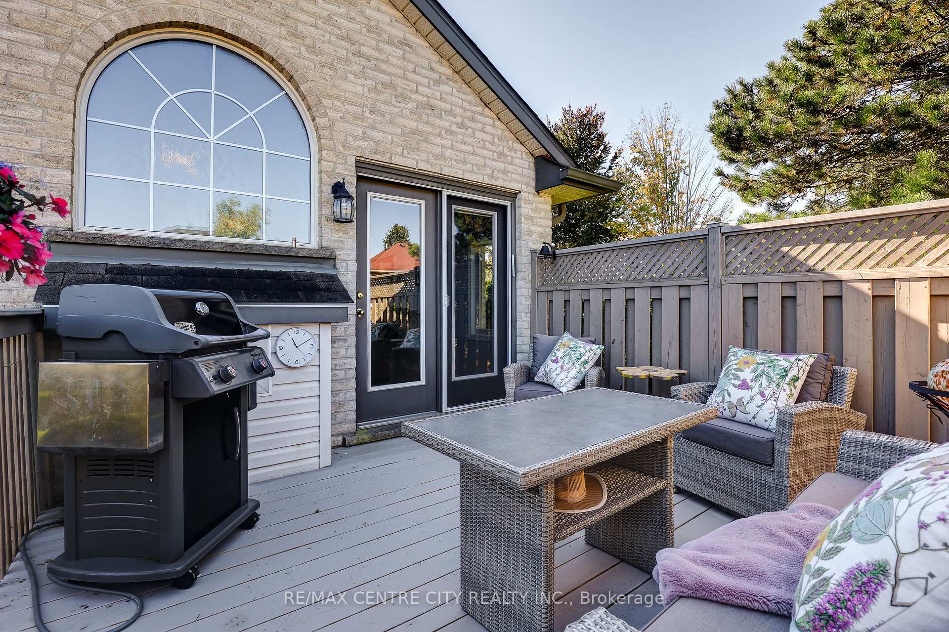Photo 46 of Unit 8, 20 Windemere Place, St. Thomas — HOMEH