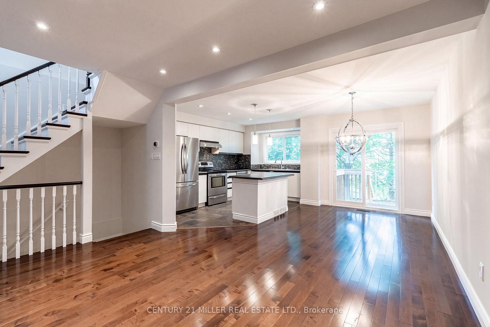Photo 7 of Unit 30, 2920 Headon Forest Drive, Burlington, Headon — HOMEH