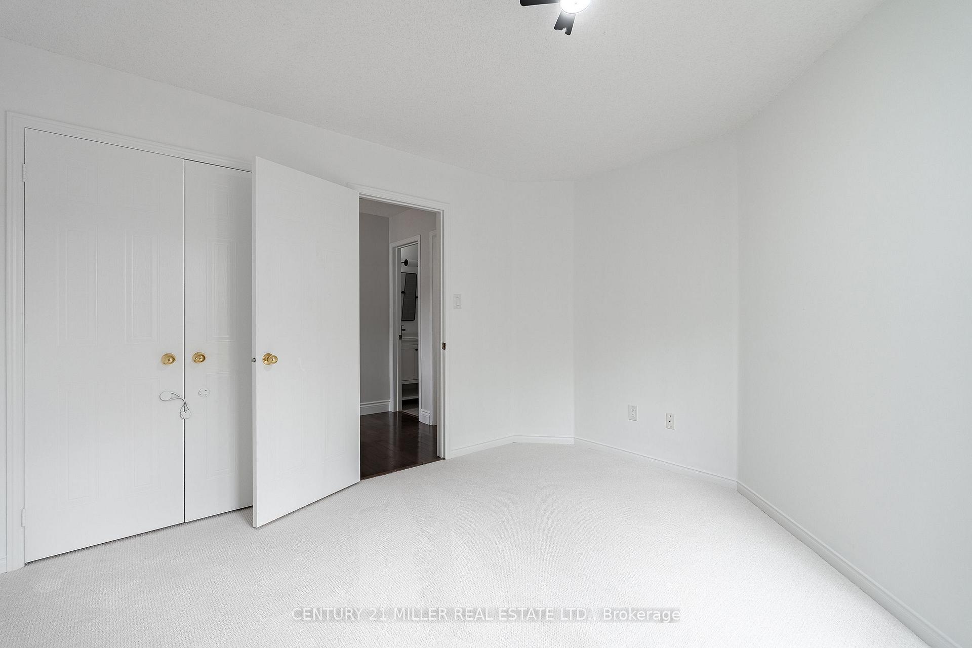 Photo 18 of Unit 30, 2920 Headon Forest Drive, Burlington, Headon — HOMEH