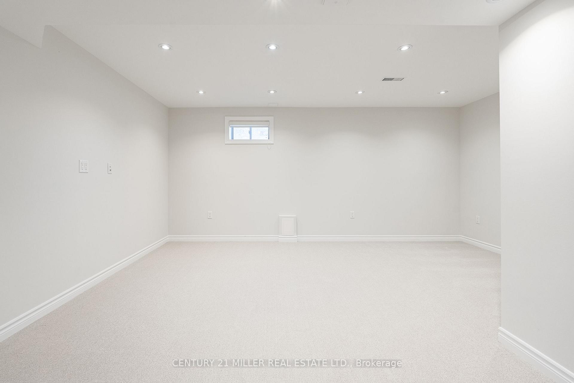 Photo 22 of Unit 30, 2920 Headon Forest Drive, Burlington, Headon — HOMEH