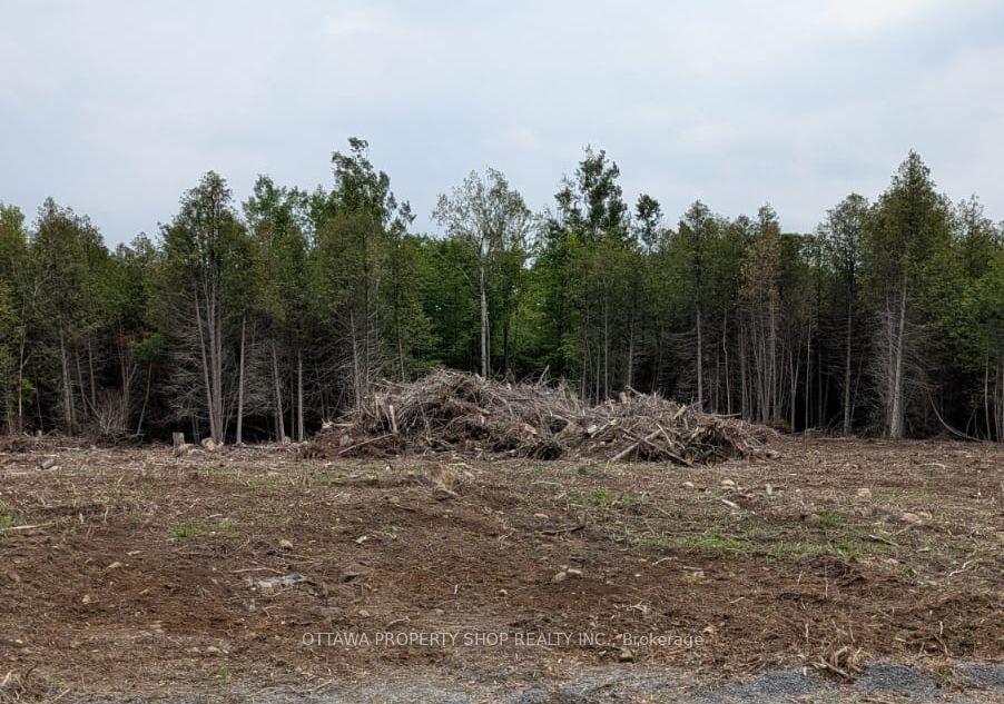Photo 2 of 7322 Stone School Road, Ottawa, Osgoode Twp North of Reg Rd 6 — HOMEH