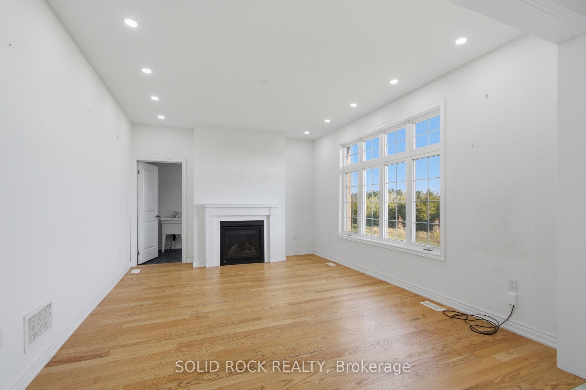Photo 12 of 37 Summer Breeze Drive, Quinte West, Murray Ward — HOMEH