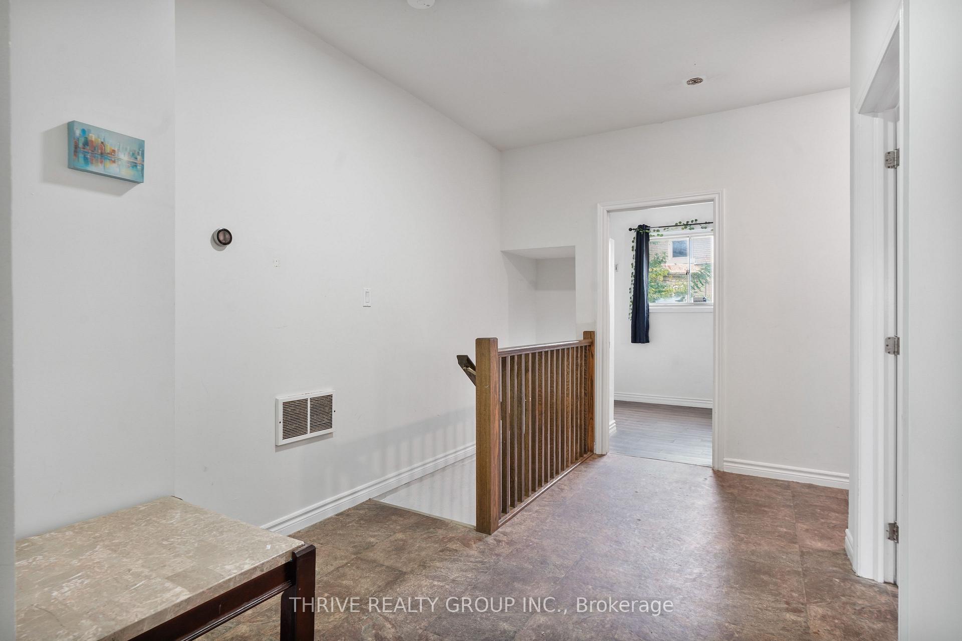 Photo 8 of 86 Wilson Avenue, London, North N — HOMEH