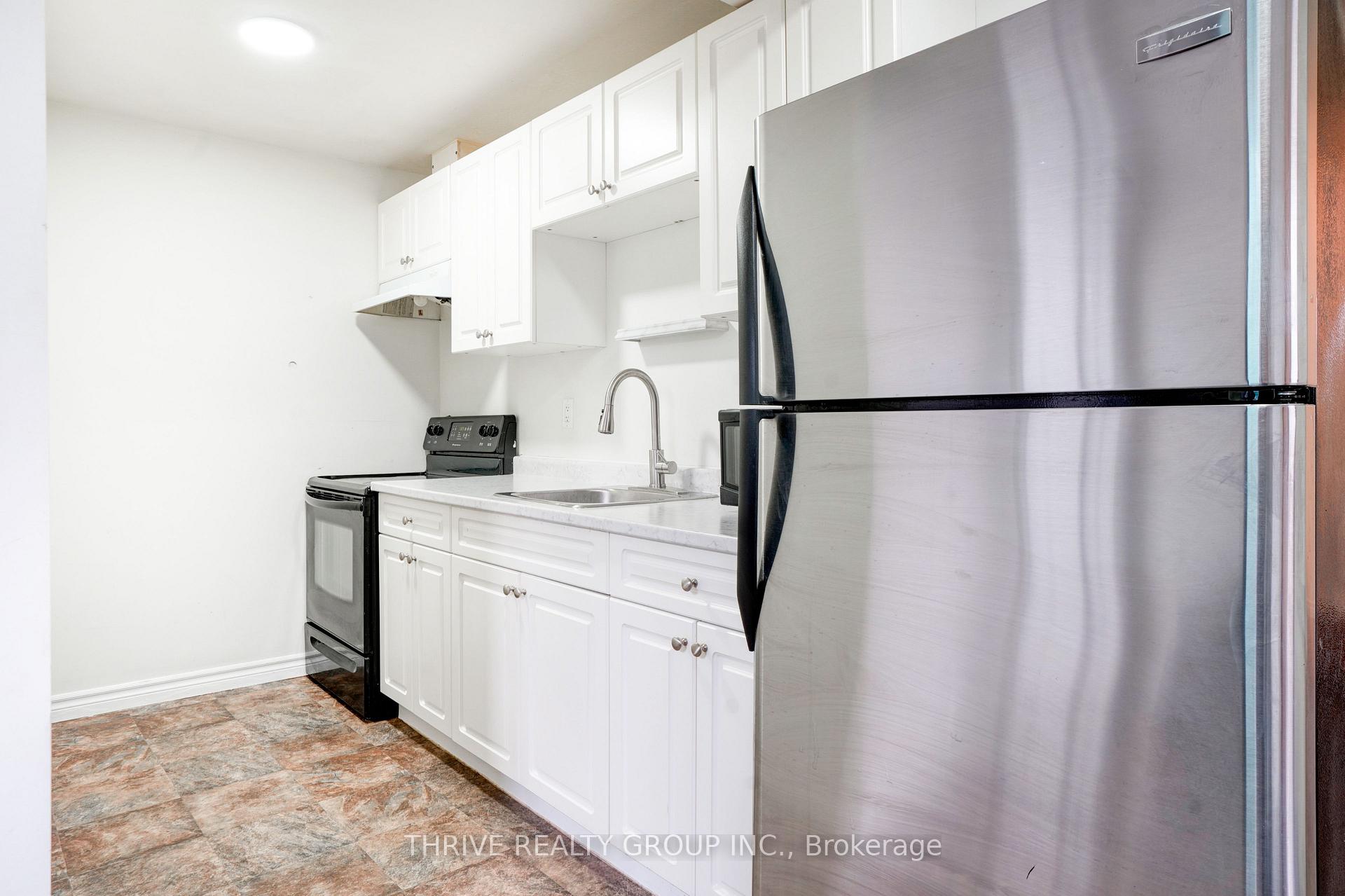 Photo 9 of 86 Wilson Avenue, London, North N — HOMEH