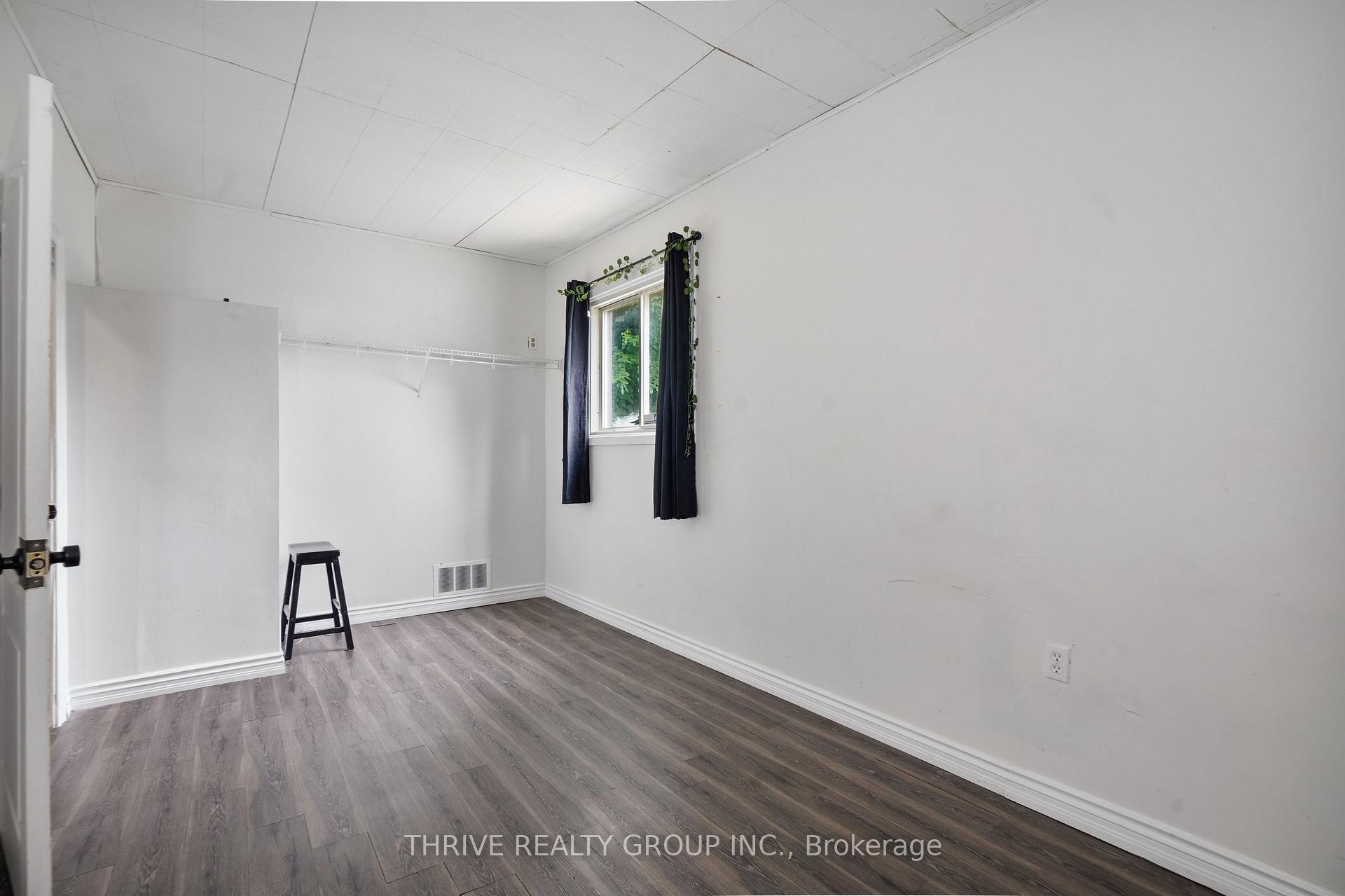 Photo 12 of 86 Wilson Avenue, London, North N — HOMEH
