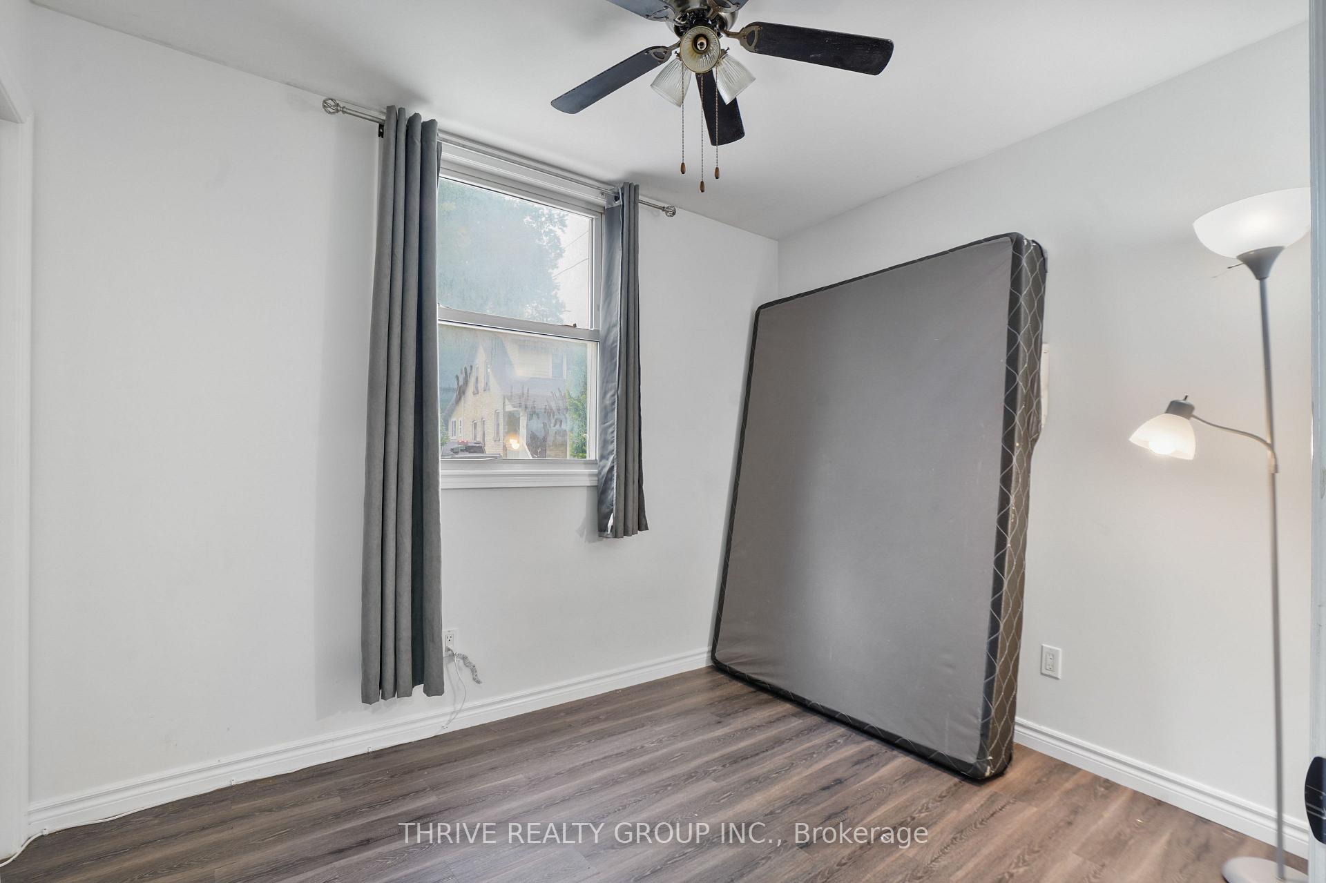Photo 15 of 86 Wilson Avenue, London, North N — HOMEH