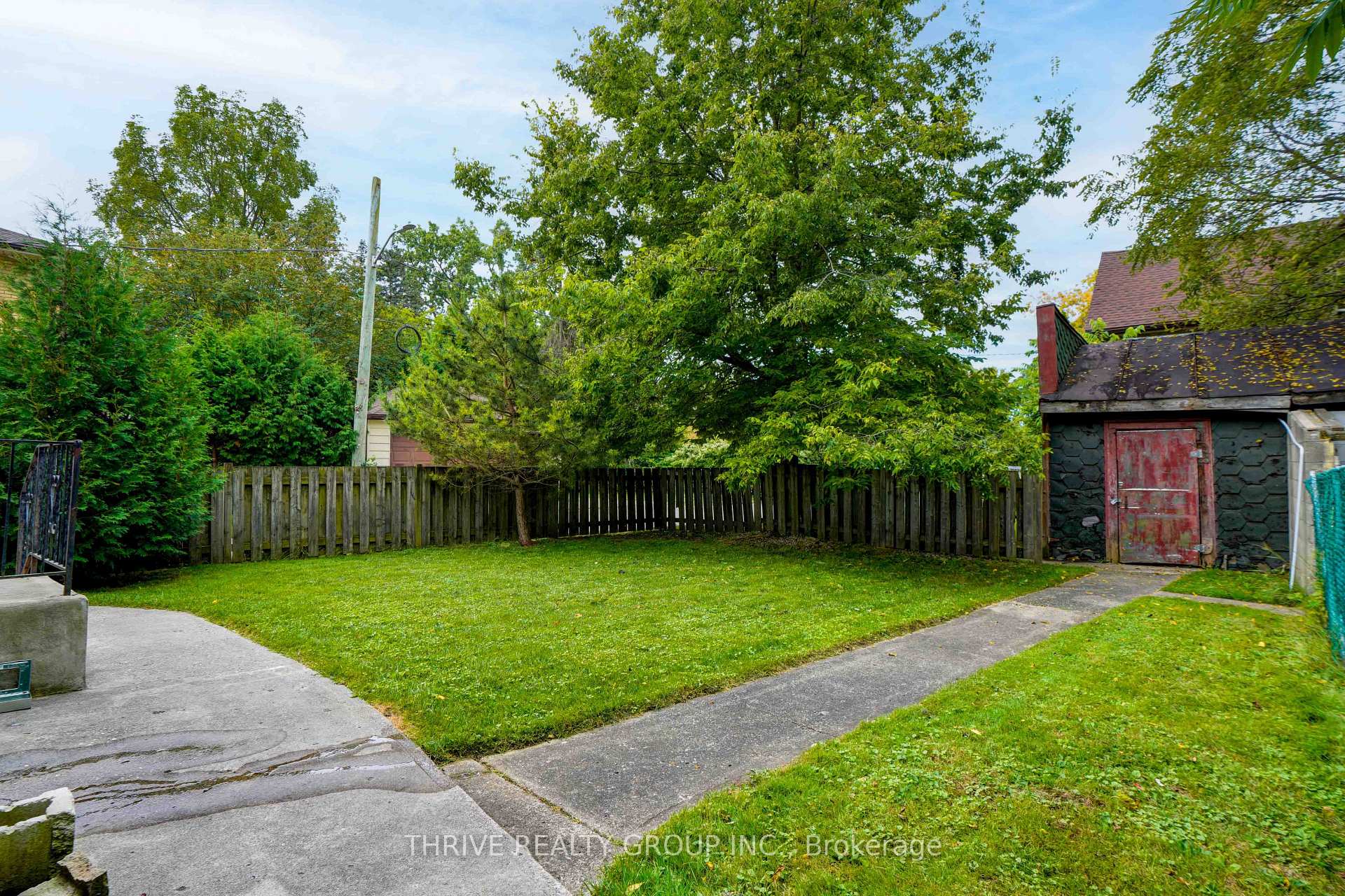 Photo 34 of 86 Wilson Avenue, London, North N — HOMEH