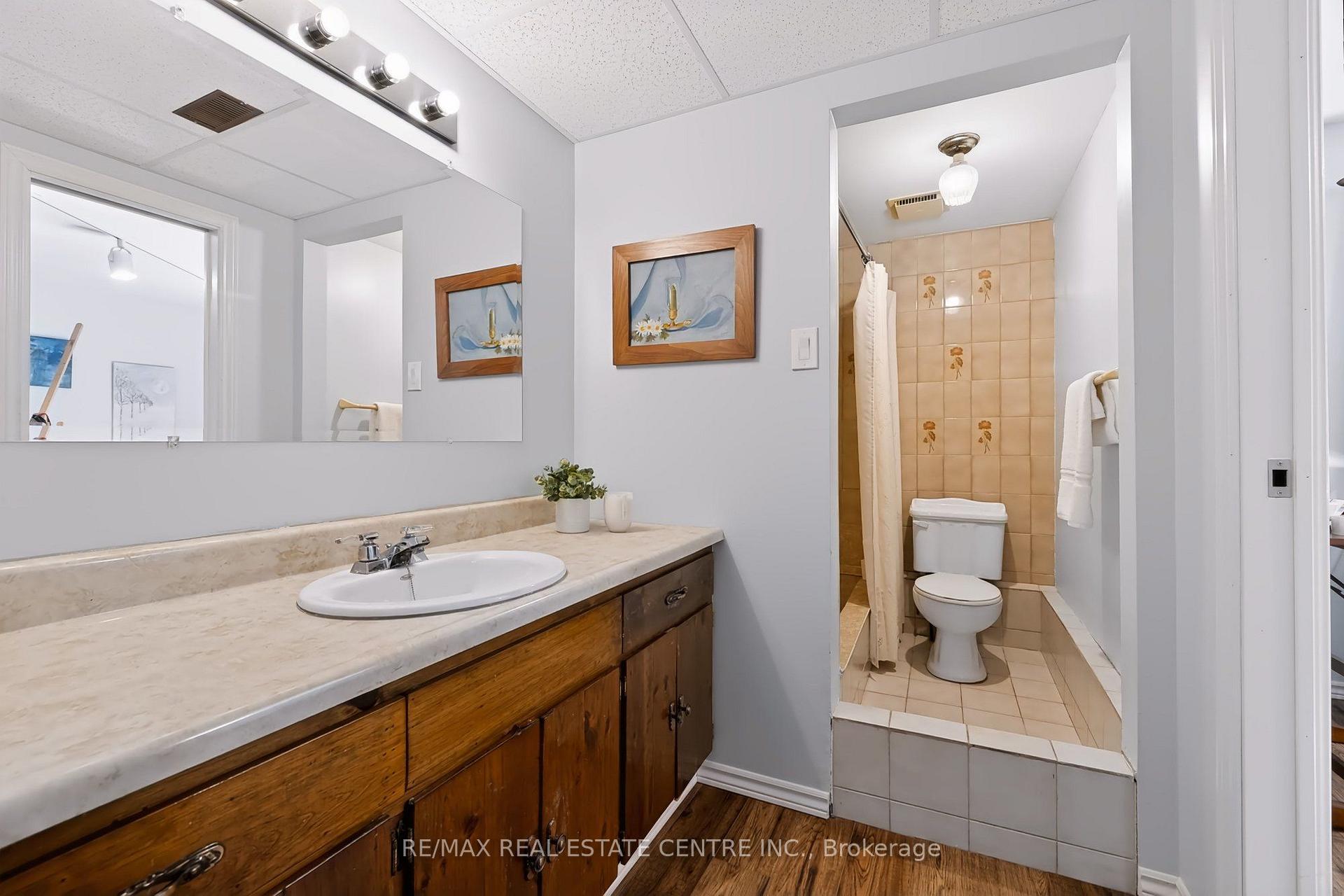 Photo 41 of 80 Glenda Jane Drive, Milton, Campbellville — HOMEH