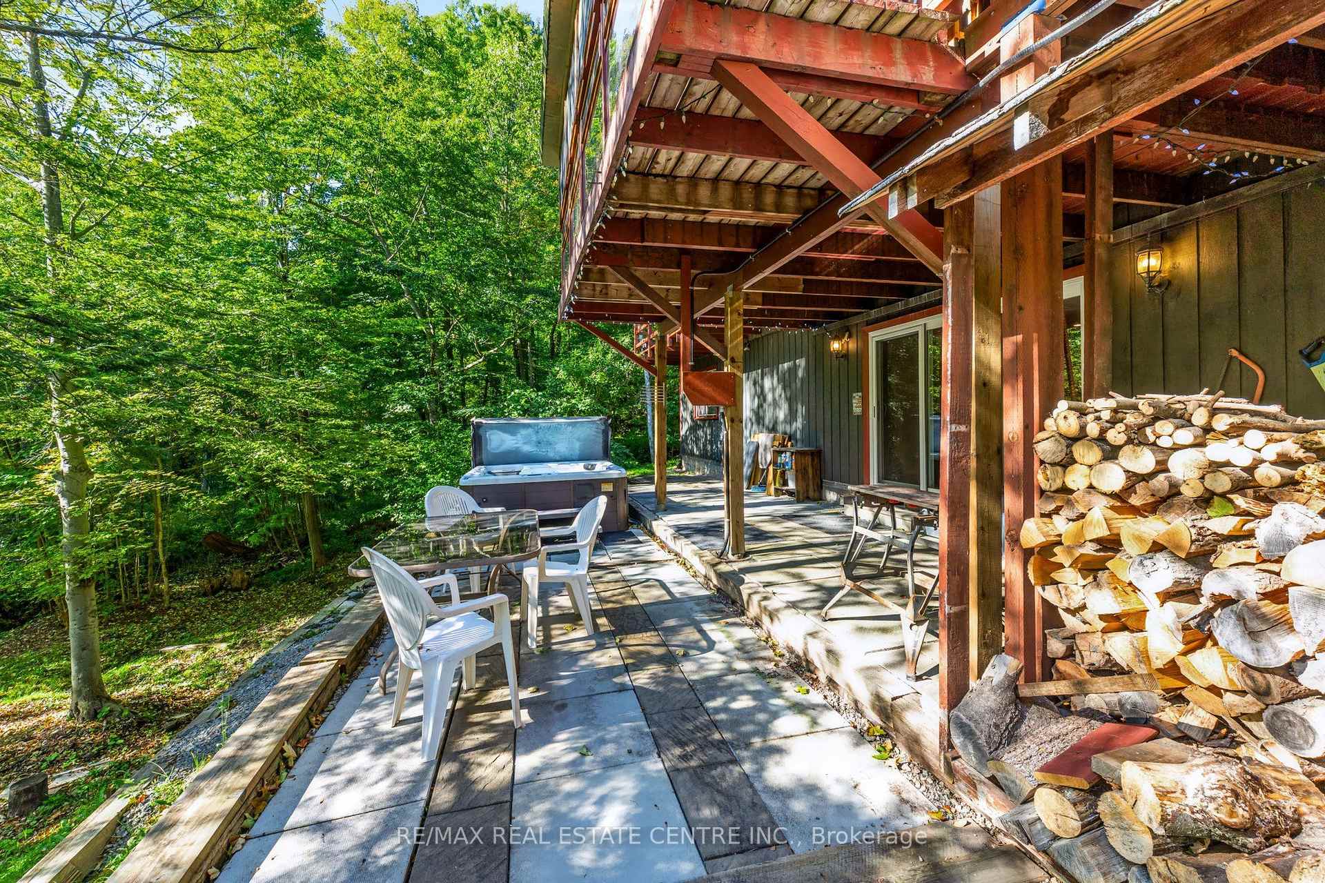 Photo 47 of 80 Glenda Jane Drive, Milton, Campbellville — HOMEH