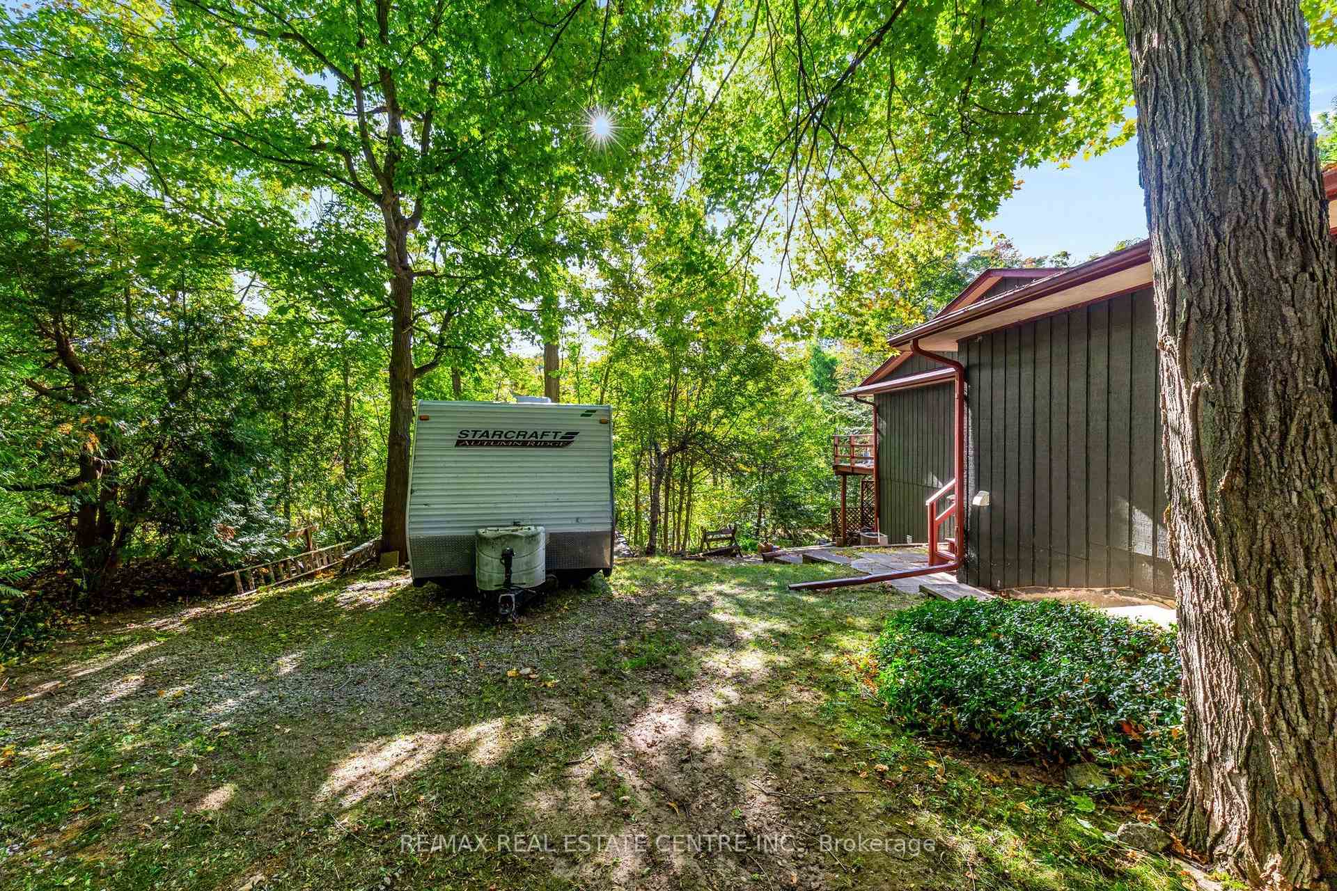Photo 50 of 80 Glenda Jane Drive, Milton, Campbellville — HOMEH