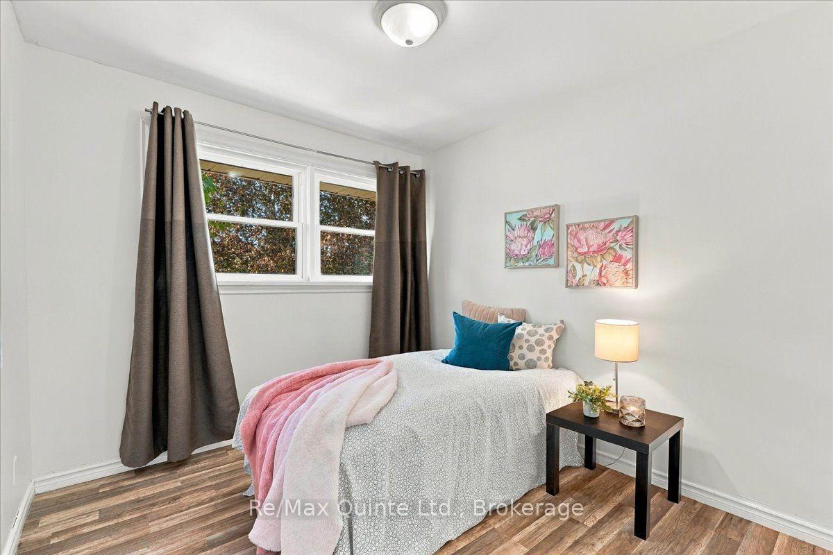 Photo 27 of 70 Ashley Street, Belleville, Thurlow Ward — HOMEH