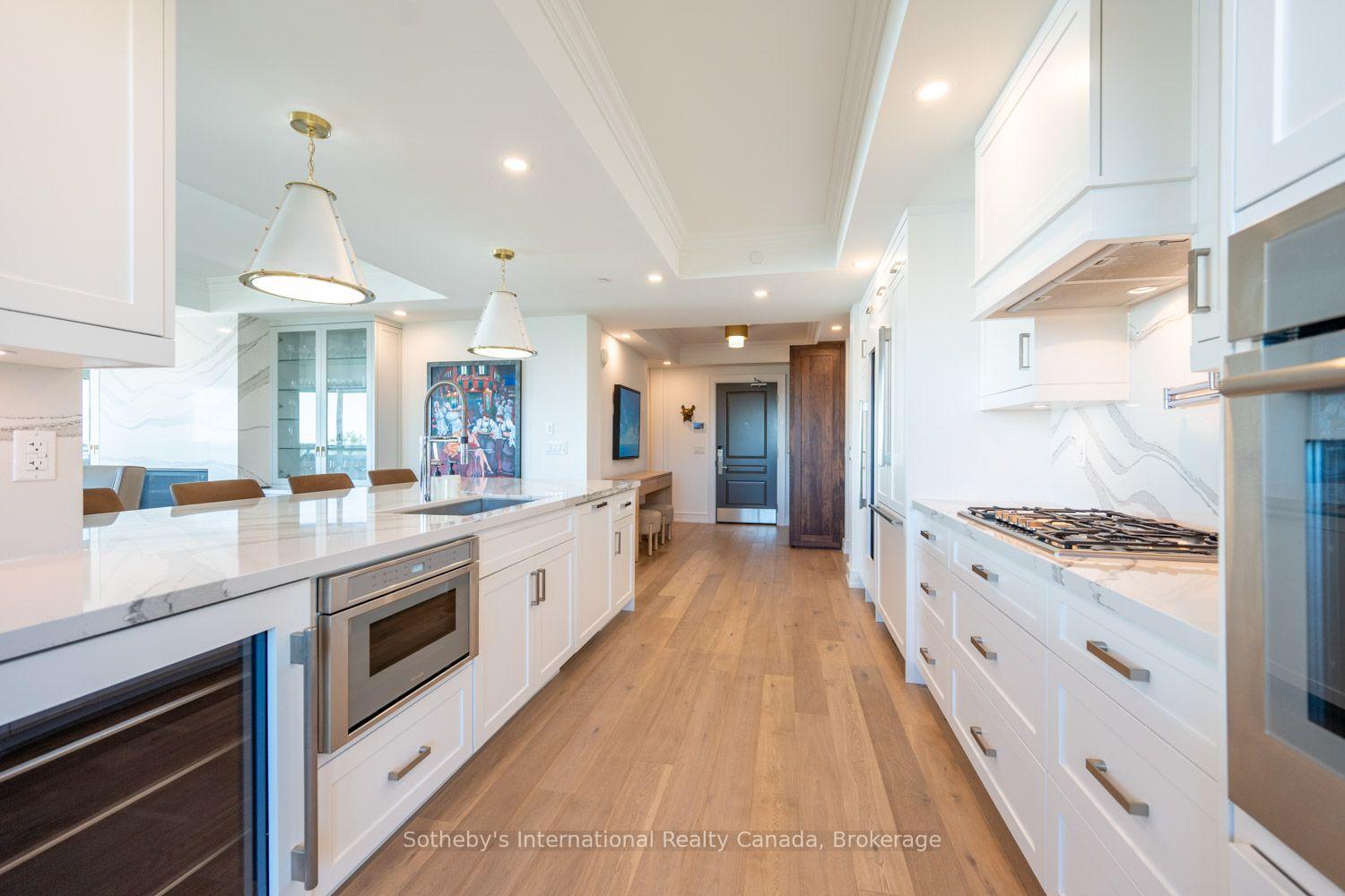 Photo 7 of Unit 508, 2060 Lakeshore Road, Burlington, Brant — HOMEH