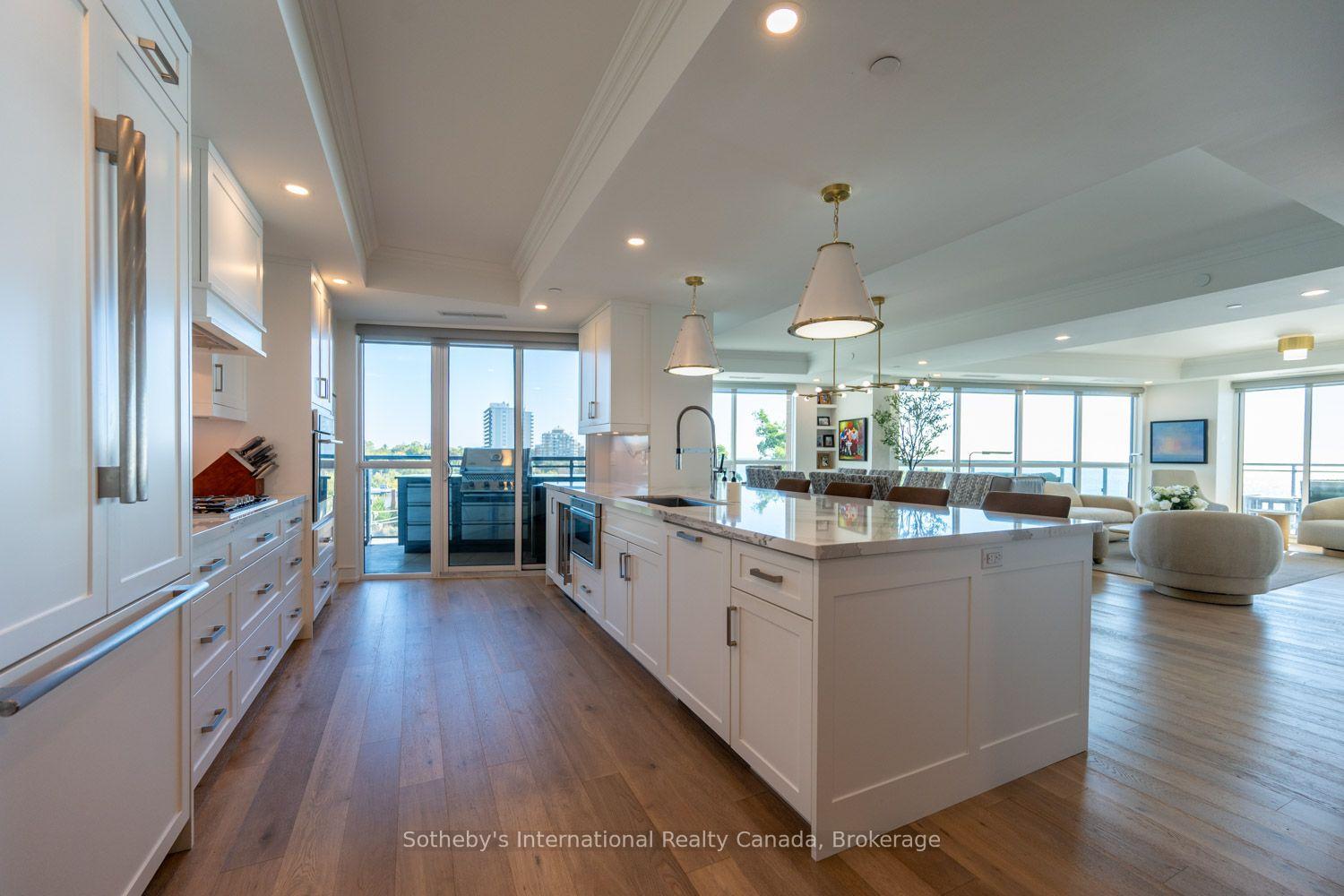 Photo 9 of Unit 508, 2060 Lakeshore Road, Burlington, Brant — HOMEH