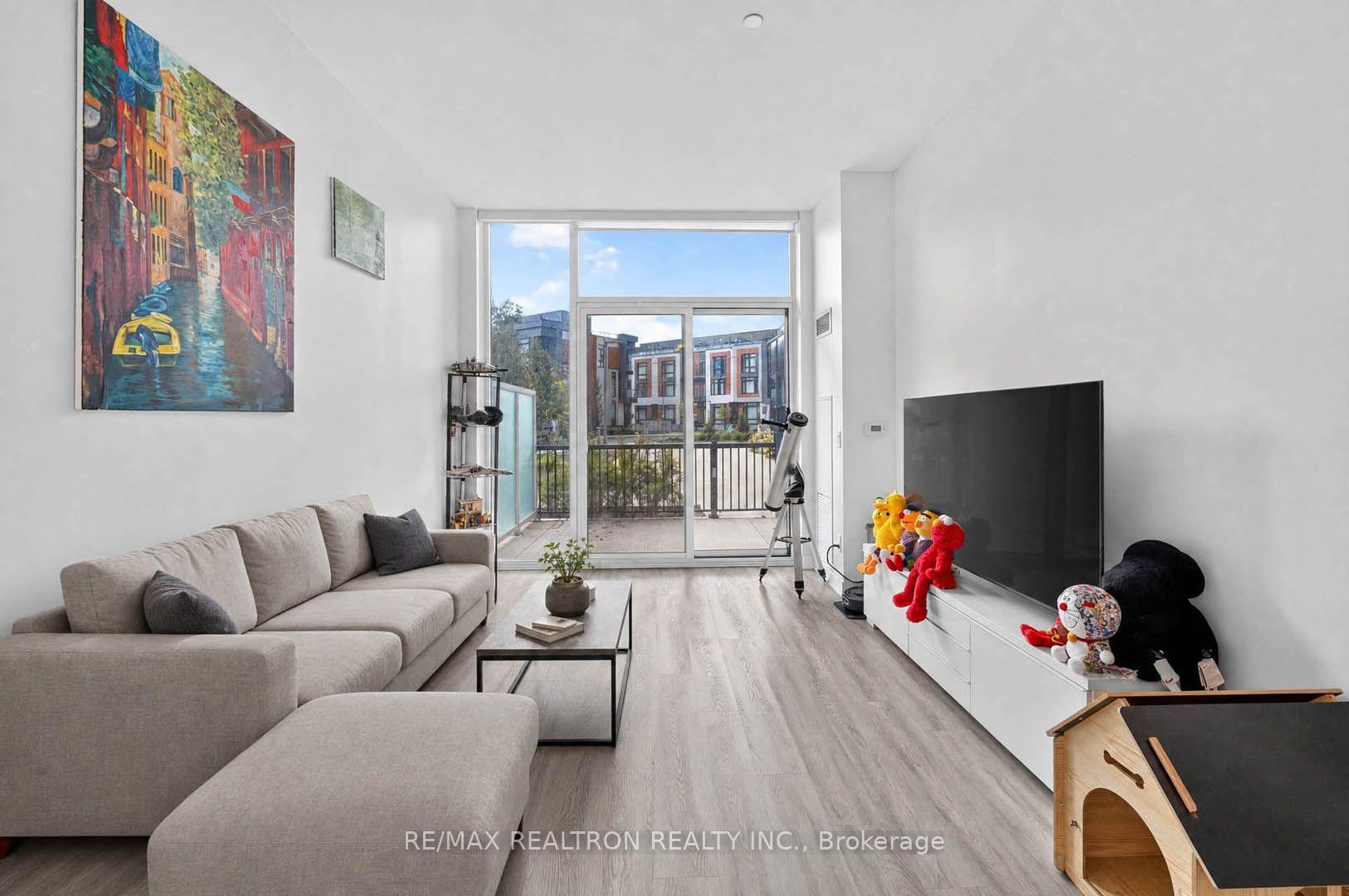 Photo 9 of Unit 115, 6 David Eyer Road, Richmond Hill, Rural Richmond Hill — HOMEH