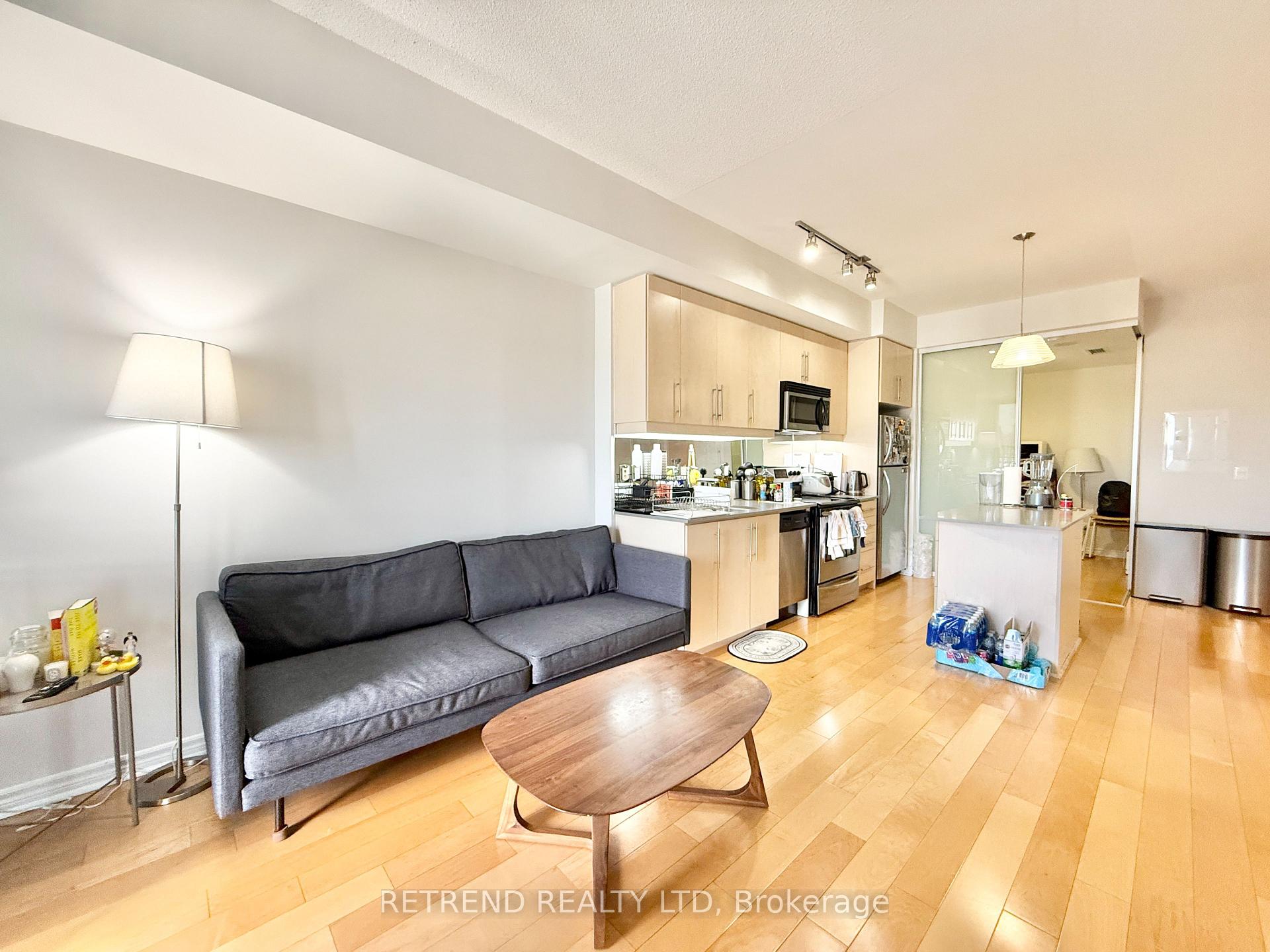 Photo of Unit 926, 2885 Bayview Avenue