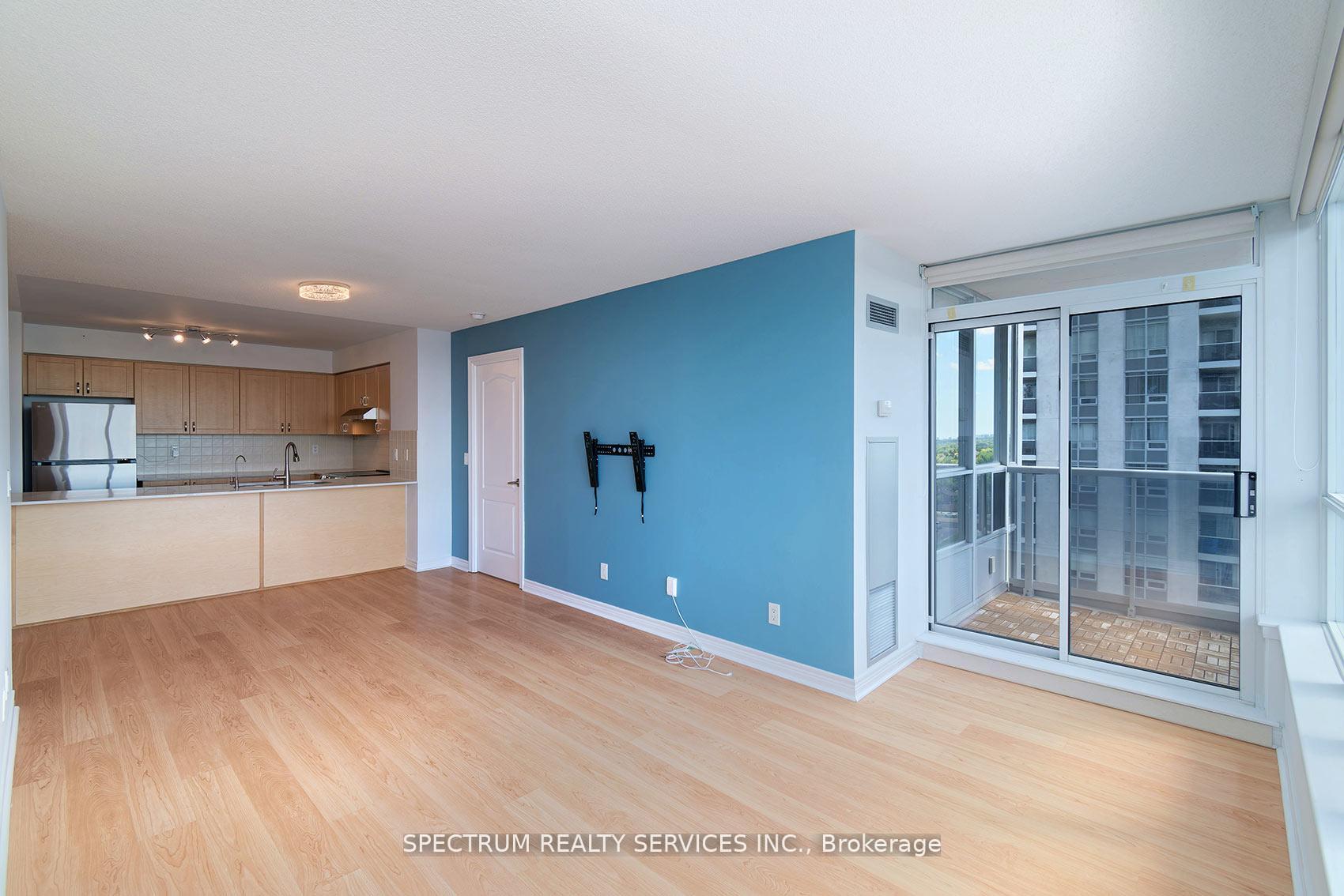 Photo 13 of Unit 904, 15 North Park Road, Vaughan, Beverley Glen — HOMEH